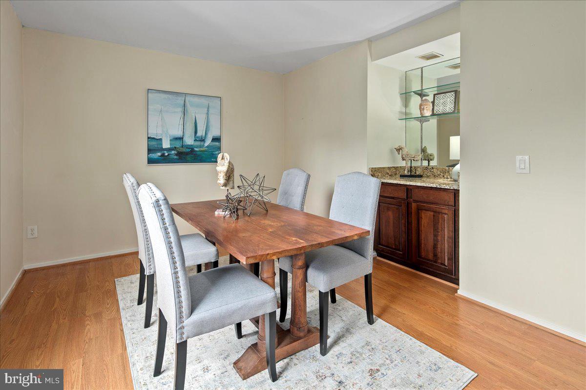 ALEXANDRIA KNOLLS - Residential