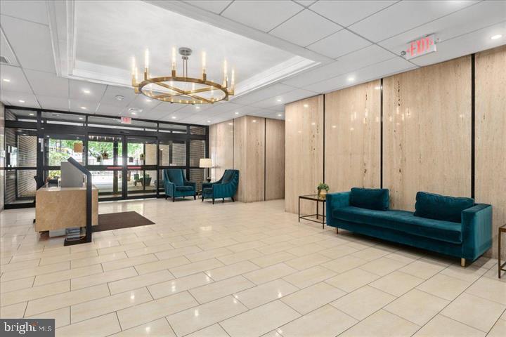 ALEXANDRIA KNOLLS - Residential