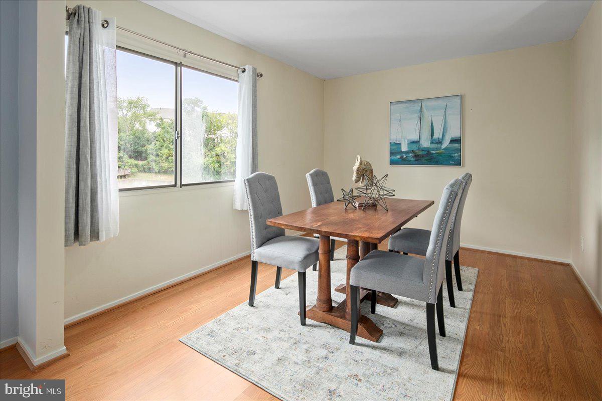 ALEXANDRIA KNOLLS - Residential