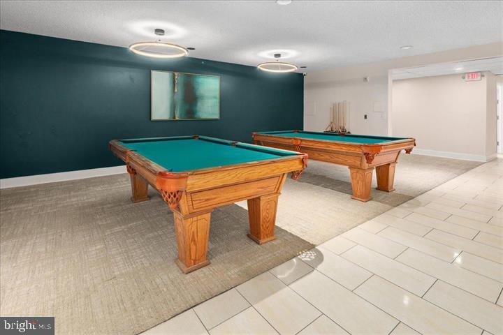 ALEXANDRIA KNOLLS - Residential