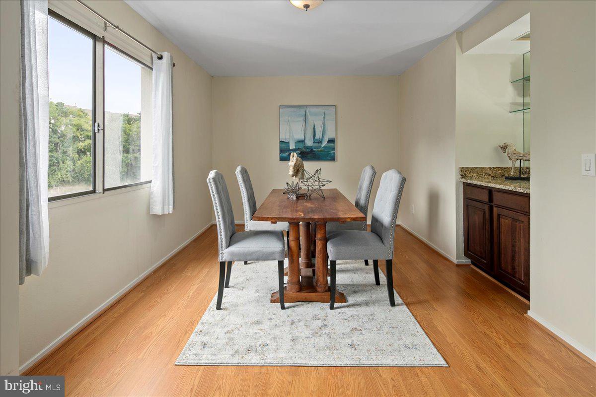 ALEXANDRIA KNOLLS - Residential