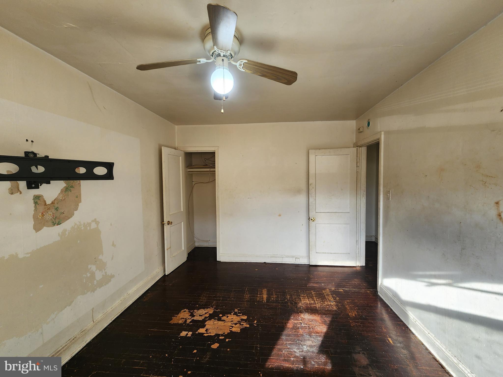 LUCILLE PARK - Residential