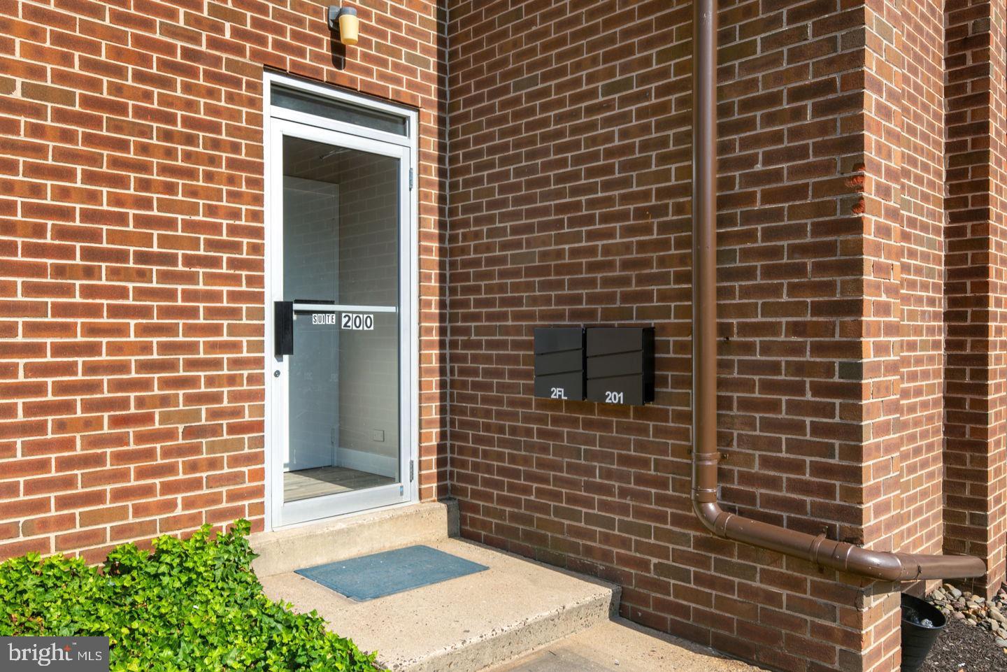 1310 INDUSTRIAL BOULEVARD SUITE 204