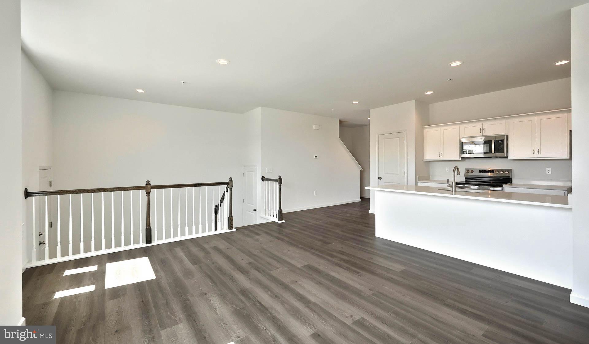 MERIDIAN HEIGHTS - Residential