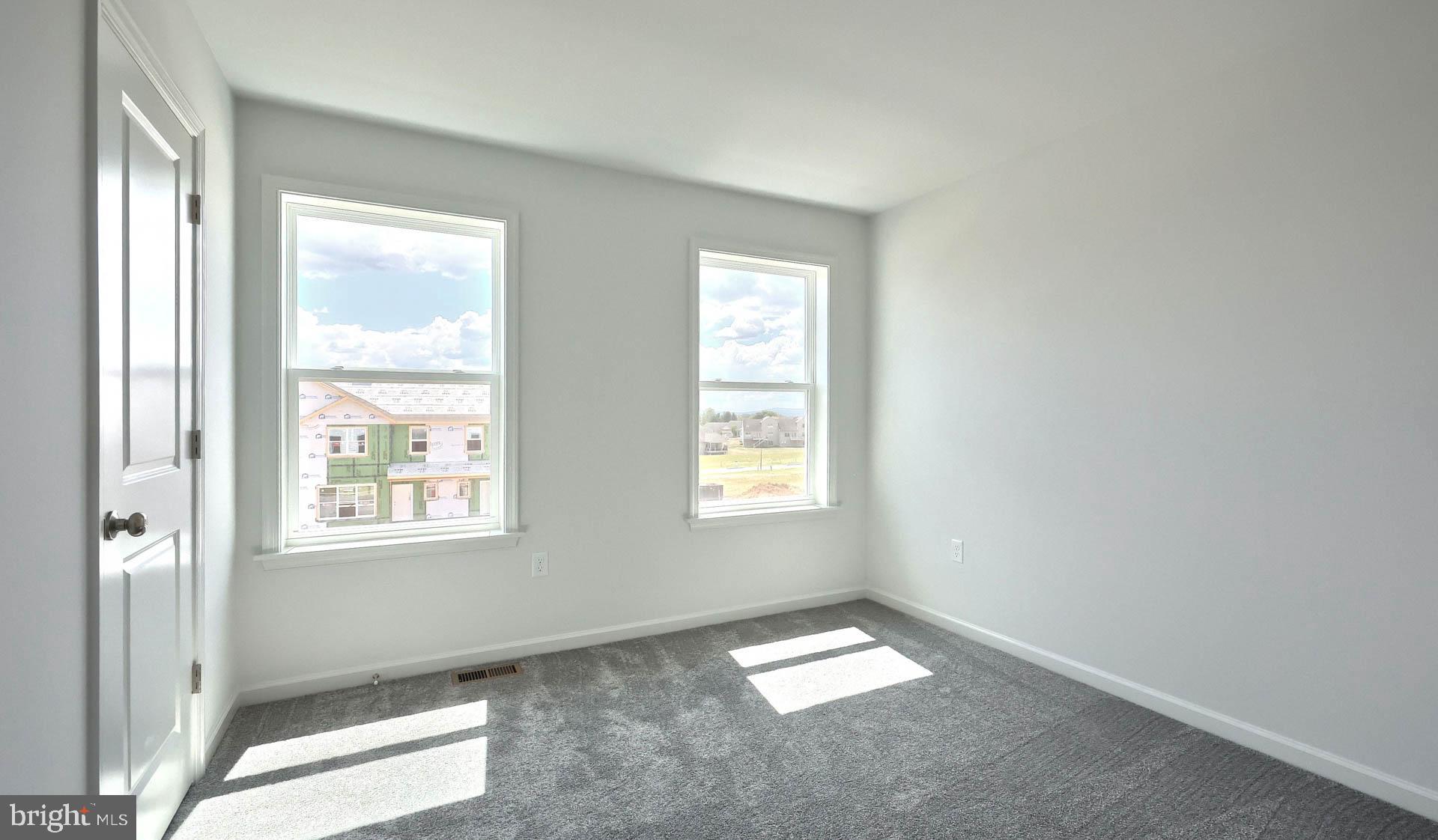 MERIDIAN HEIGHTS - Residential