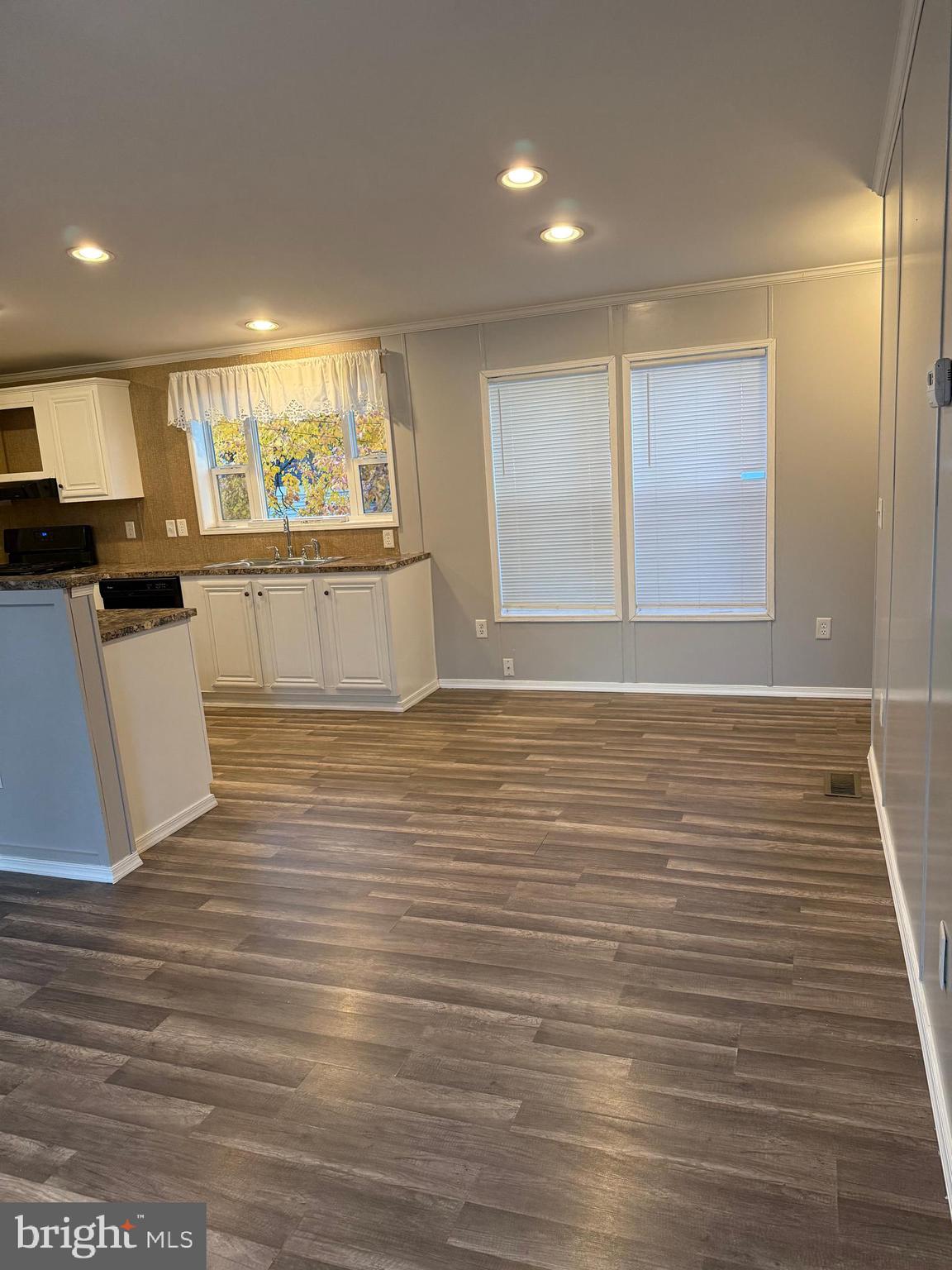 45 CHESAPEAKE MOBILE COURT