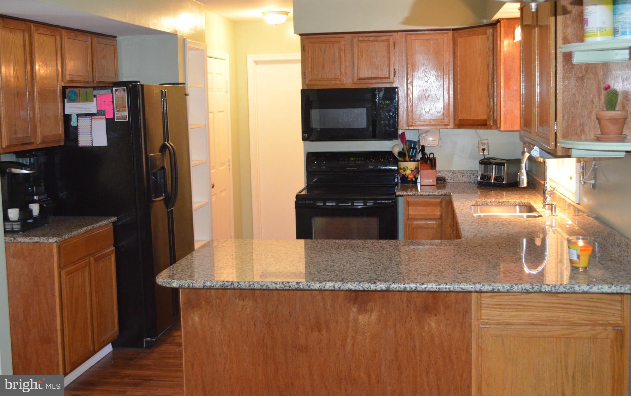 ST CHARLES SUB - HAMPSHIRE - Residential