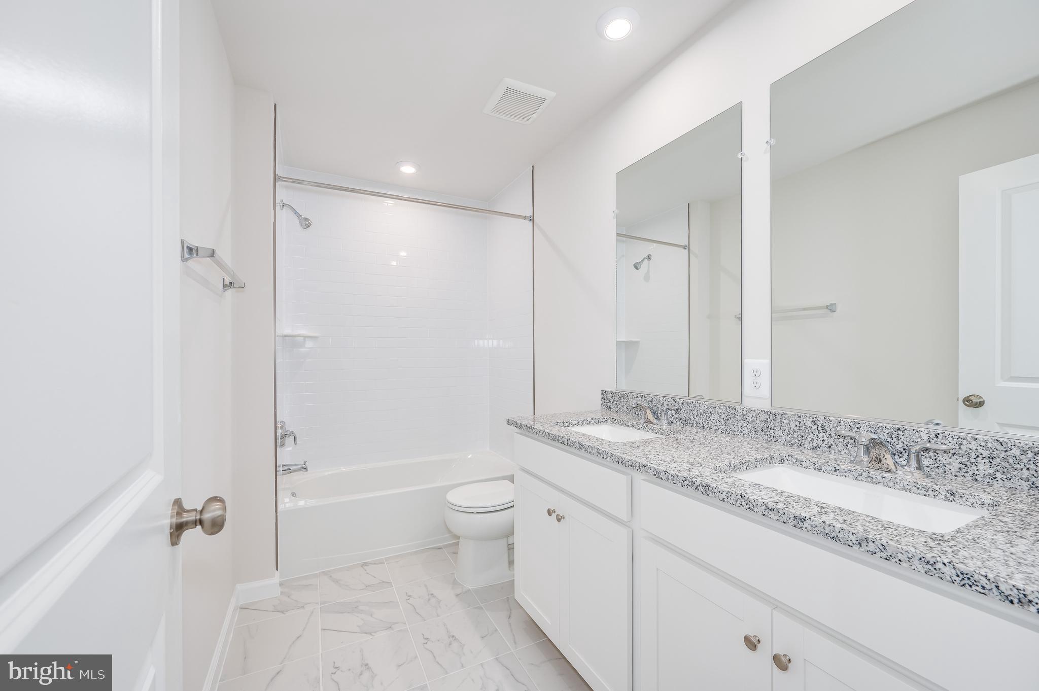 PRESIDENTS POINTE - Residential Lease