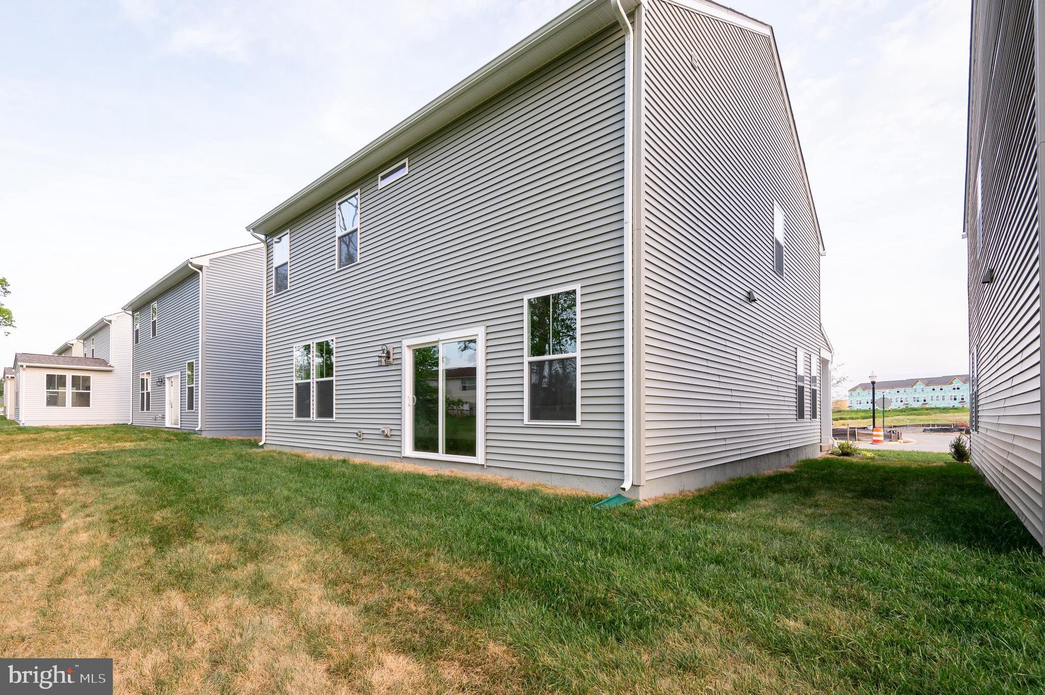 PRESIDENTS POINTE - Residential Lease