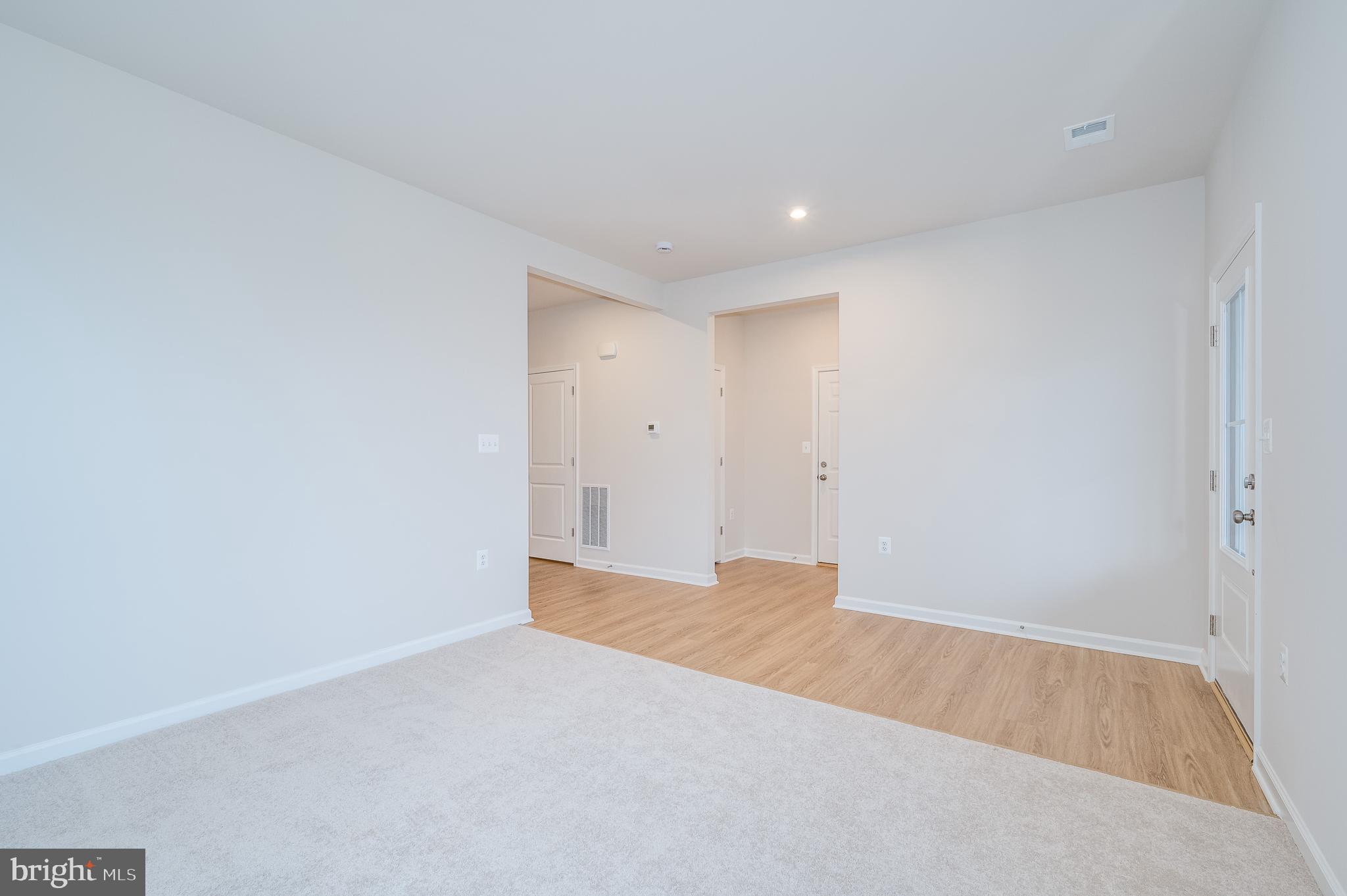 PRESIDENTS POINTE - Residential Lease