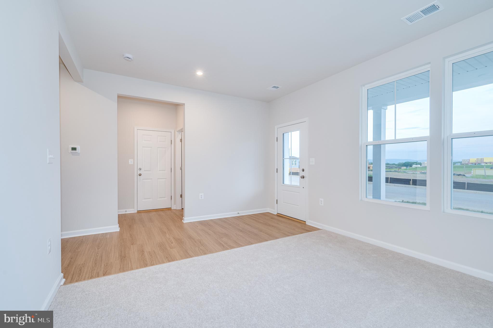 PRESIDENTS POINTE - Residential Lease