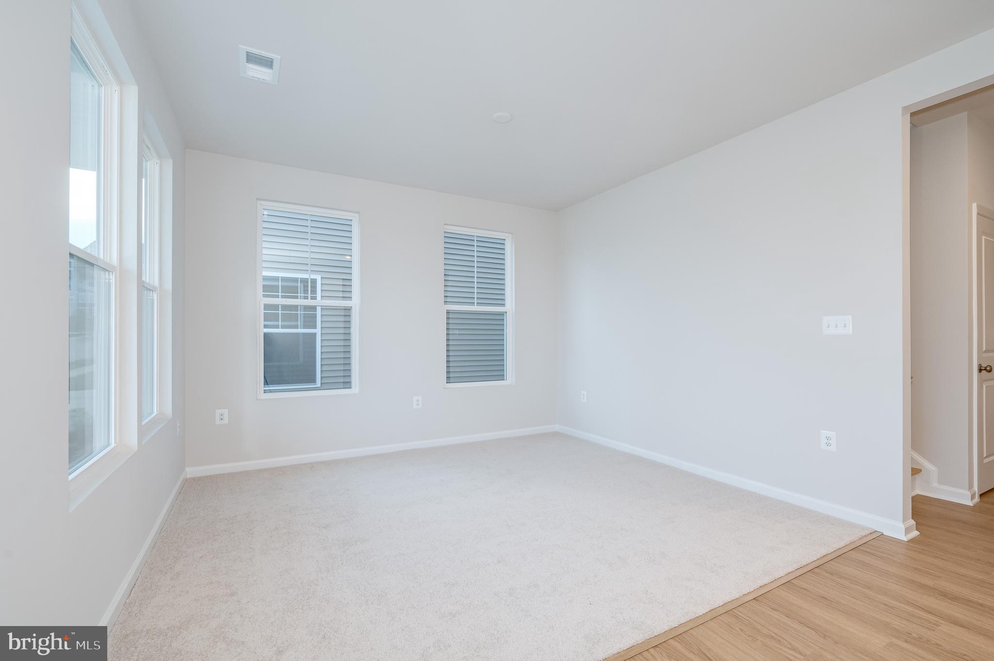 PRESIDENTS POINTE - Residential Lease