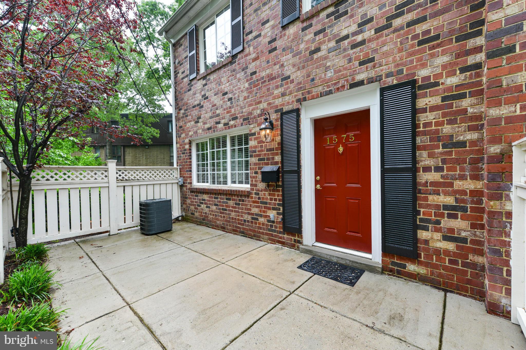 PARKSIDE AT ALEXANDRIA - Residential