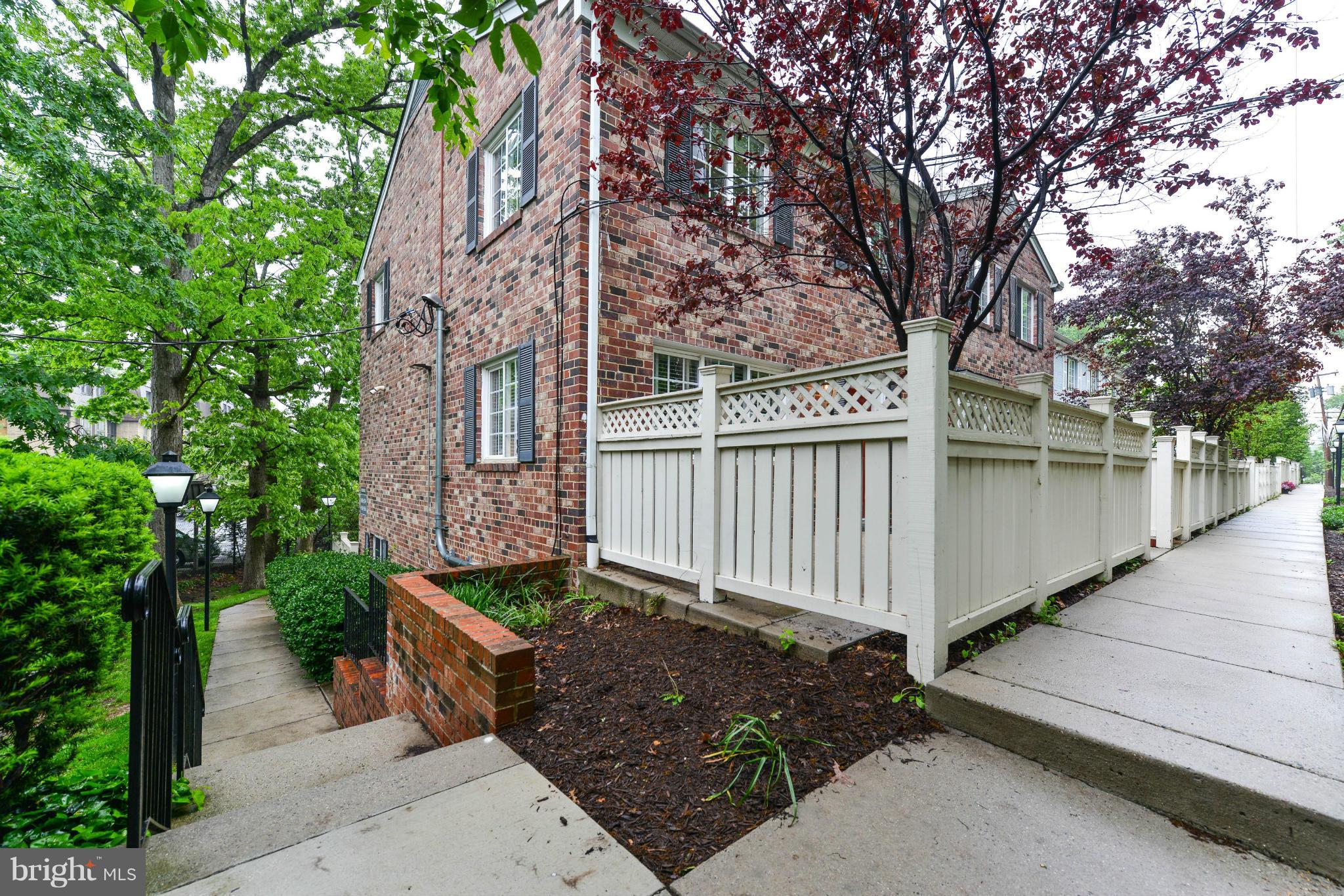 PARKSIDE AT ALEXANDRIA - Residential