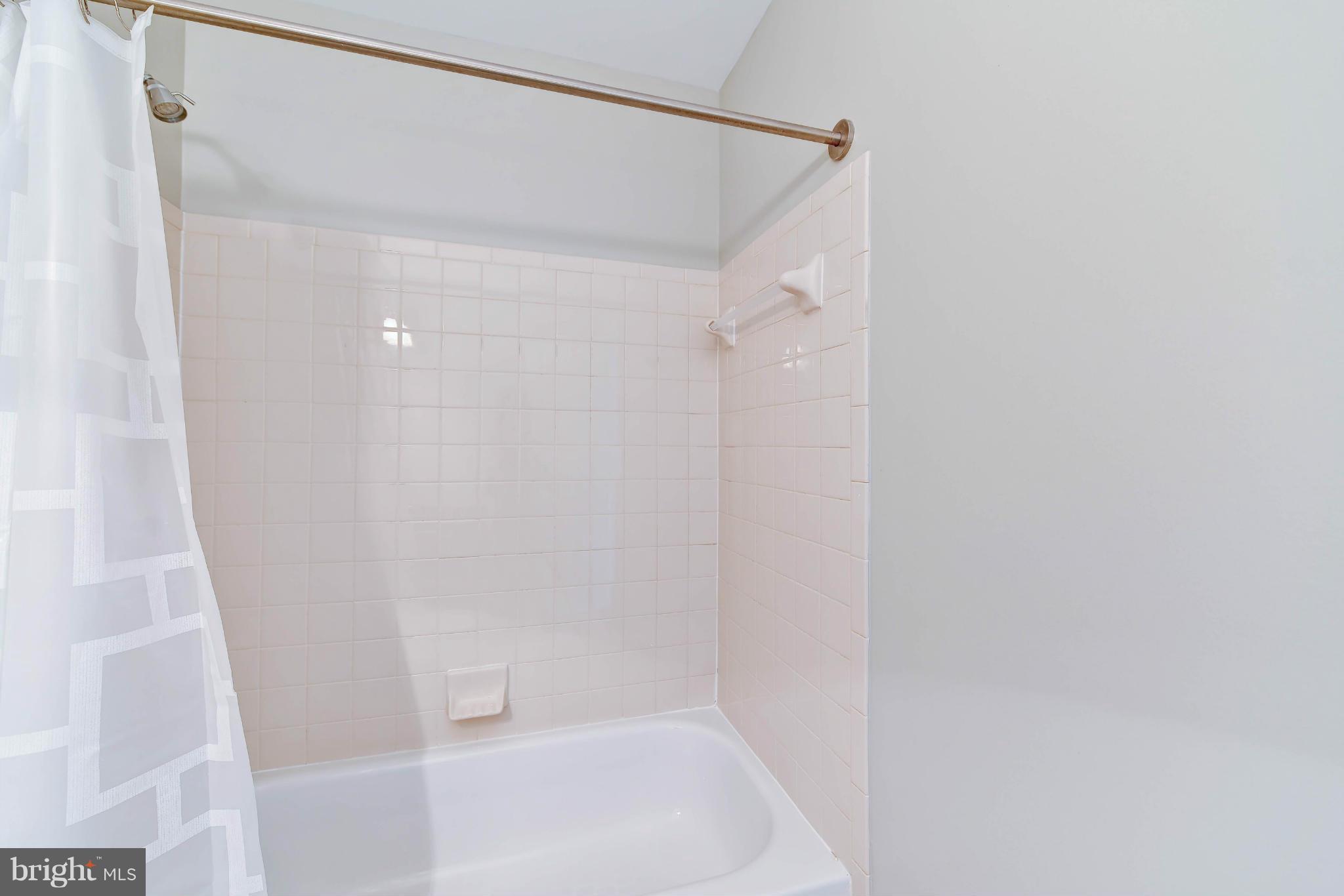 PARKSIDE AT ALEXANDRIA - Residential