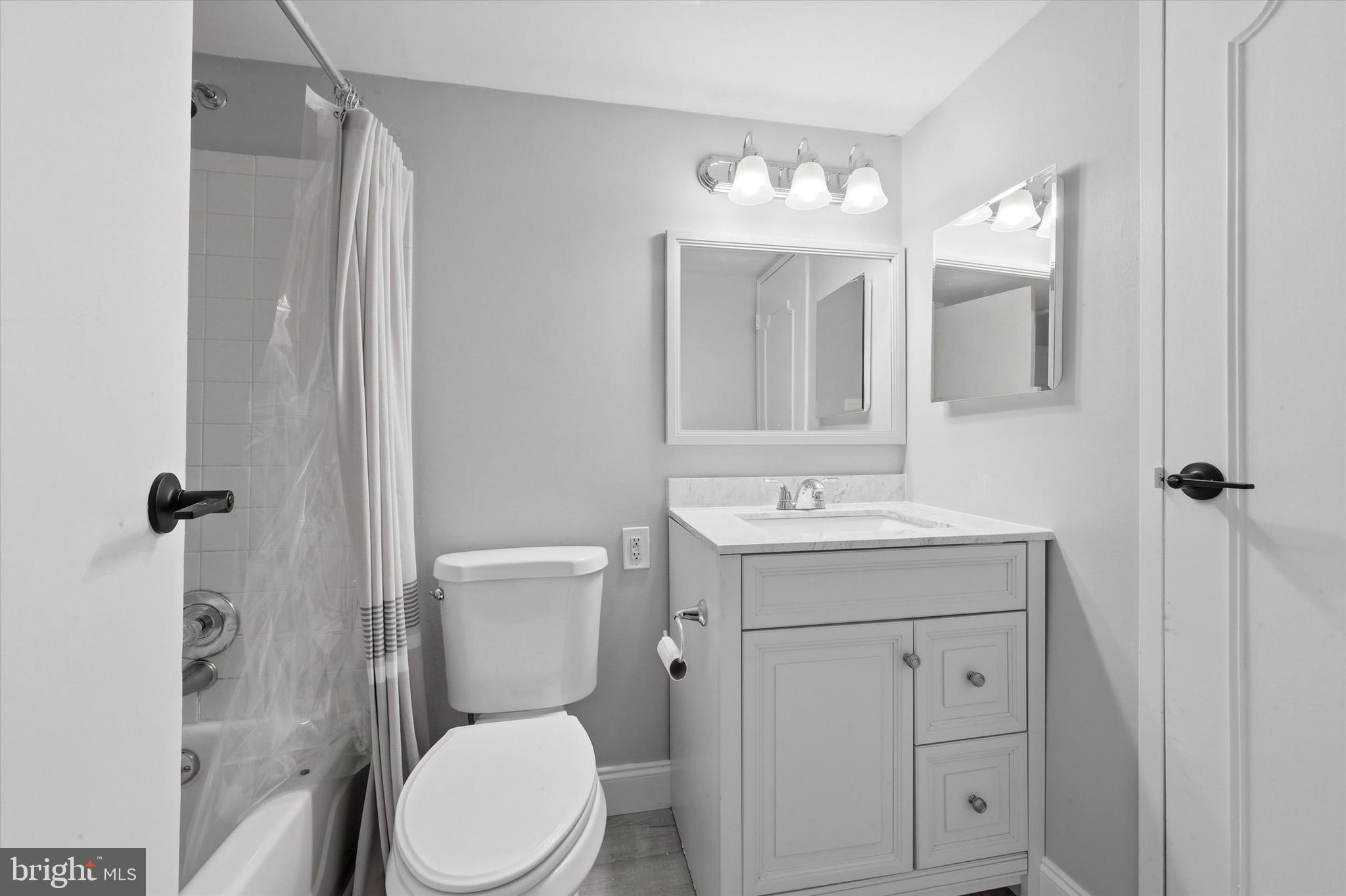 PAINTERS CROSSING - Residential