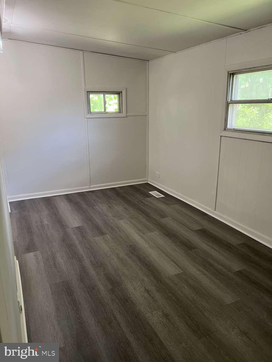 OAK HILLS - Residential