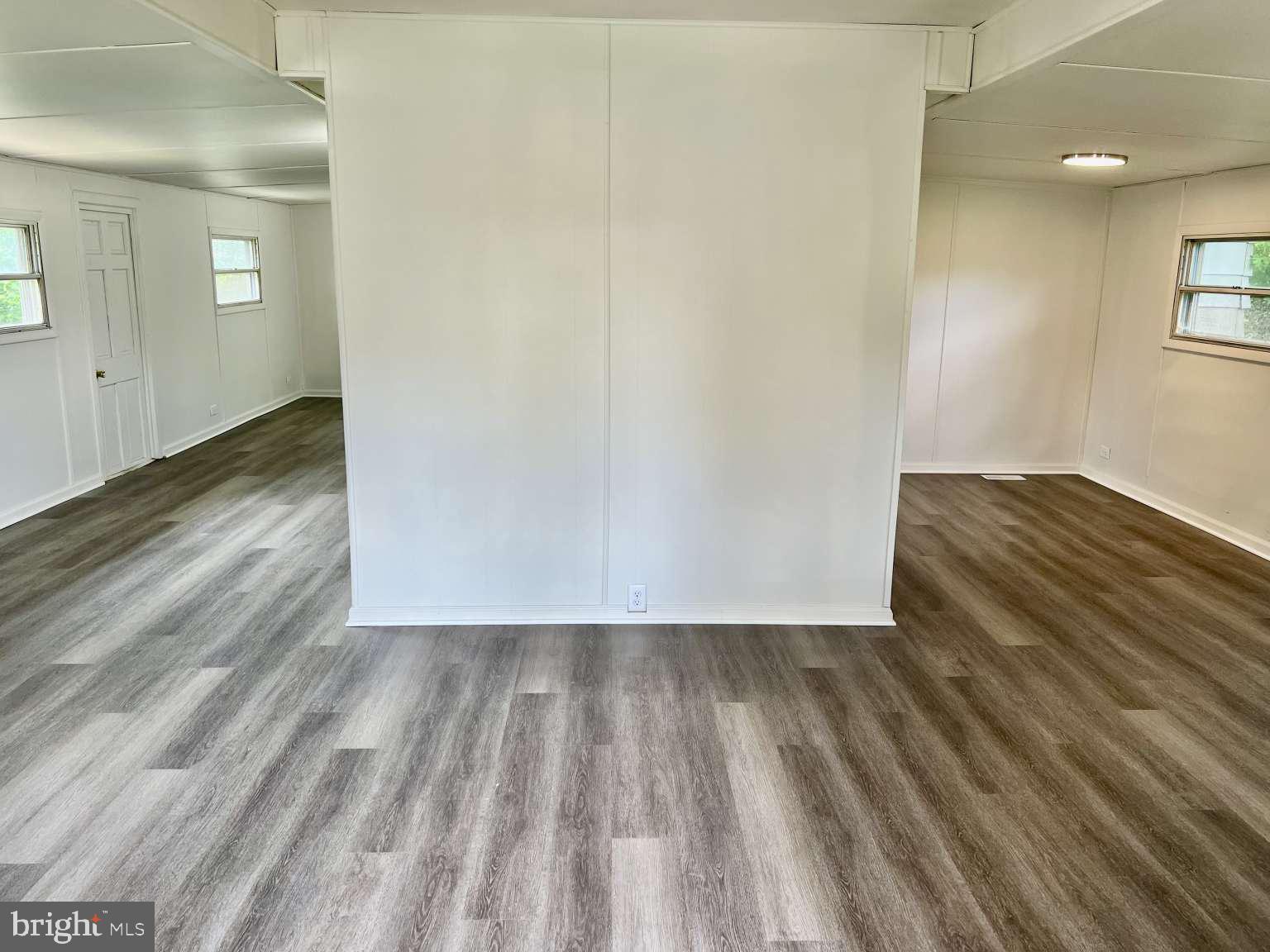 OAK HILLS - Residential