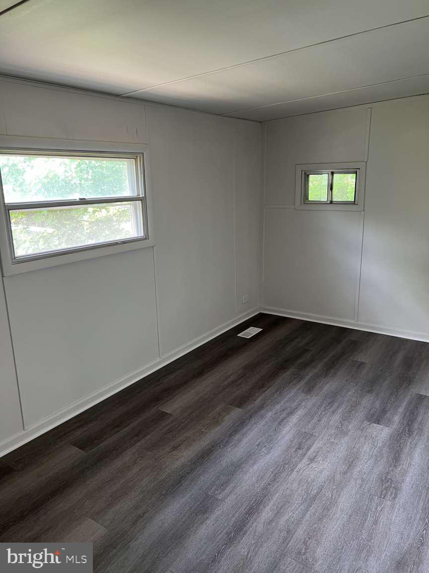 OAK HILLS - Residential