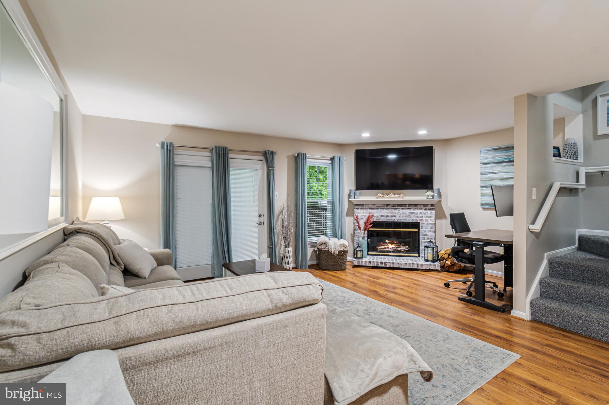 LIONS GATE - Residential