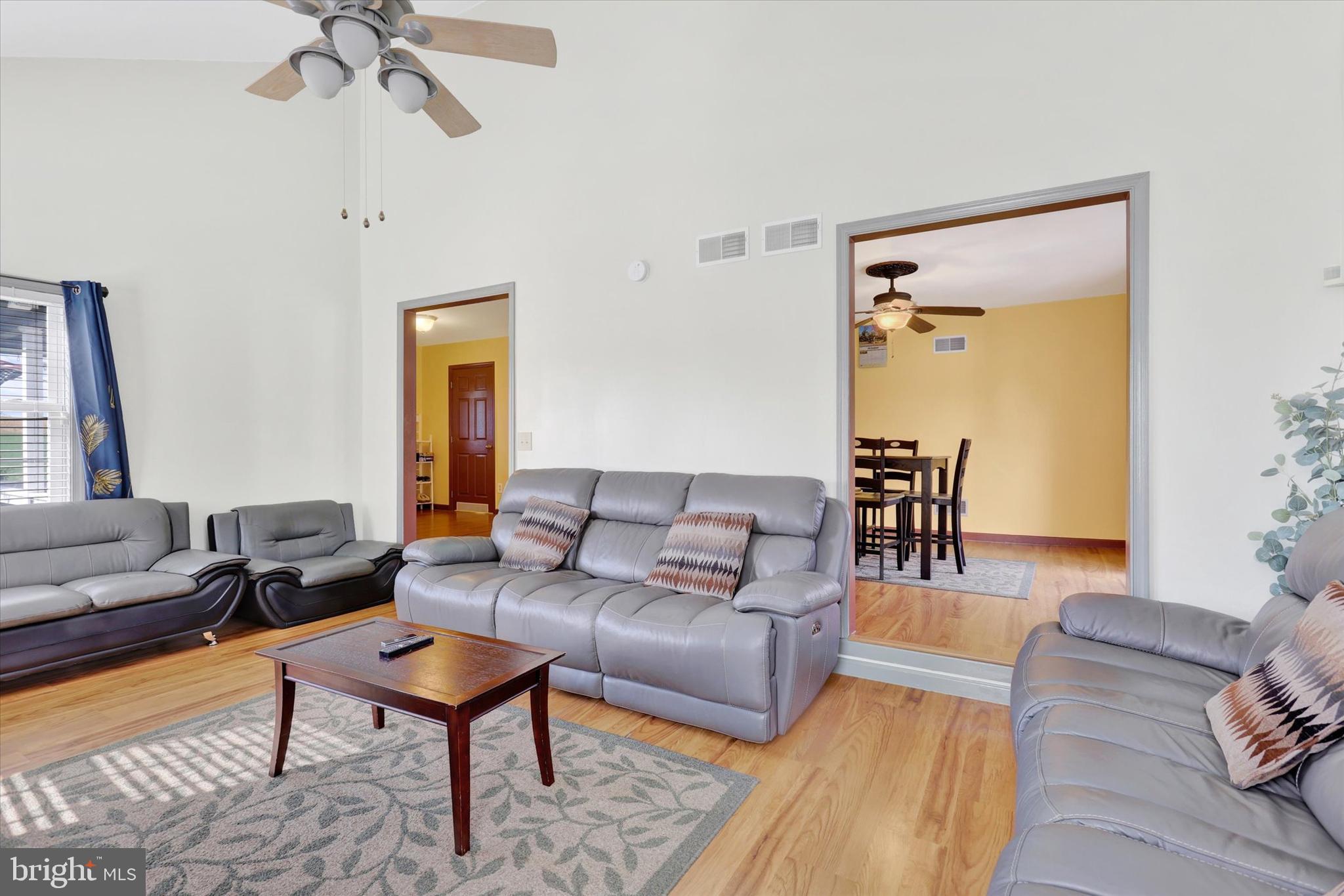 SOUTHAMPTON CUMBERLAND - Residential