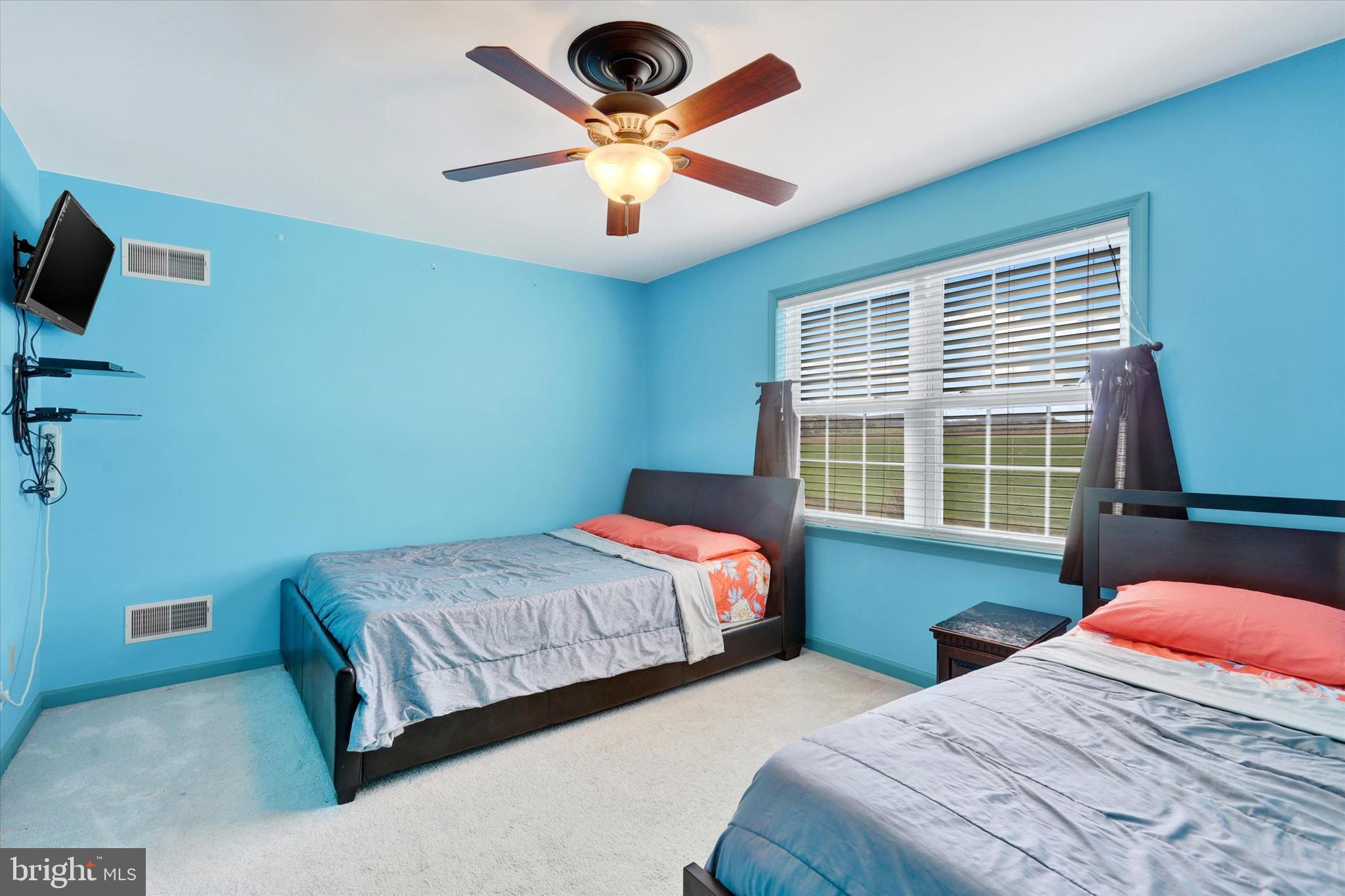 SOUTHAMPTON CUMBERLAND - Residential