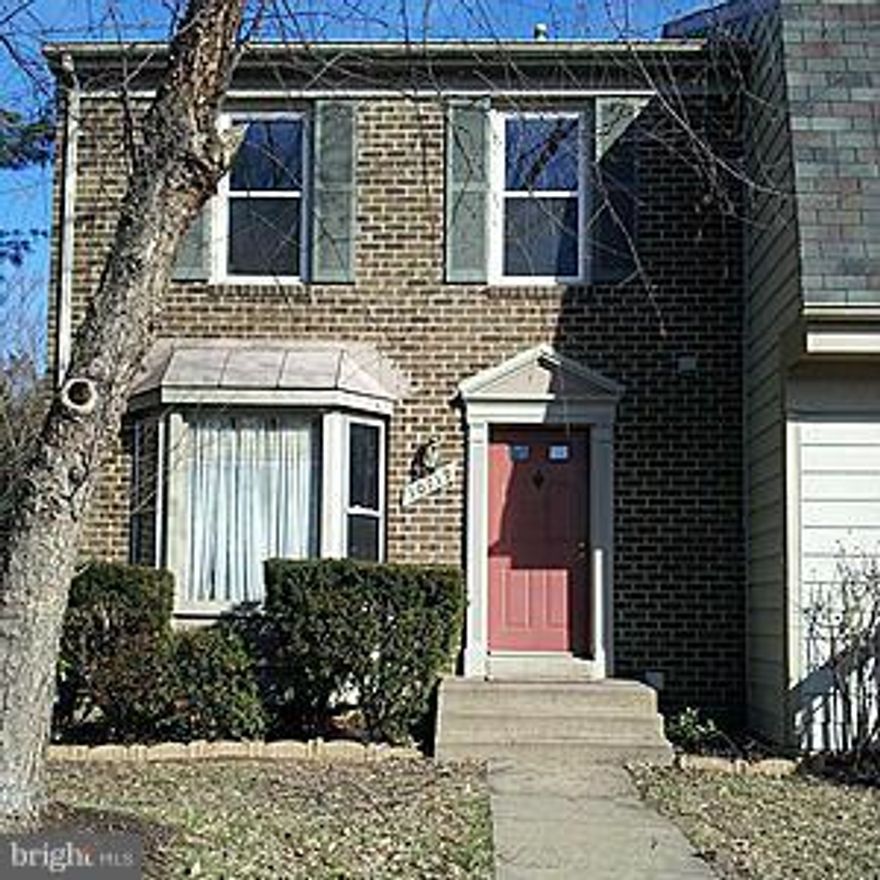 REGULAR SALE! 3 level Townhouse, 2 spacious master bedrooms, custom built in cabinets, walk-out LL w/ceramic tile, large deck, recessed lights.  Basement could be used as rec.room or 3rd bedroom, fenced rear yard.  Upgraded windows on upper level END UNIT! Don't miss this one will not last long!! Must see. Minutes to I95  Pride of ownership shows!  Act quickly will not last long!!