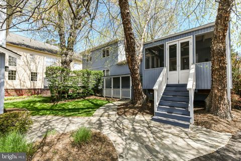 Tiny photo for 1410 Cedar Avenue, MCLEAN, VA 22101 (MLS # VAFX2265816)