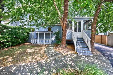 Tiny photo for 1410 Cedar Avenue, MCLEAN, VA 22101 (MLS # VAFX2265816)