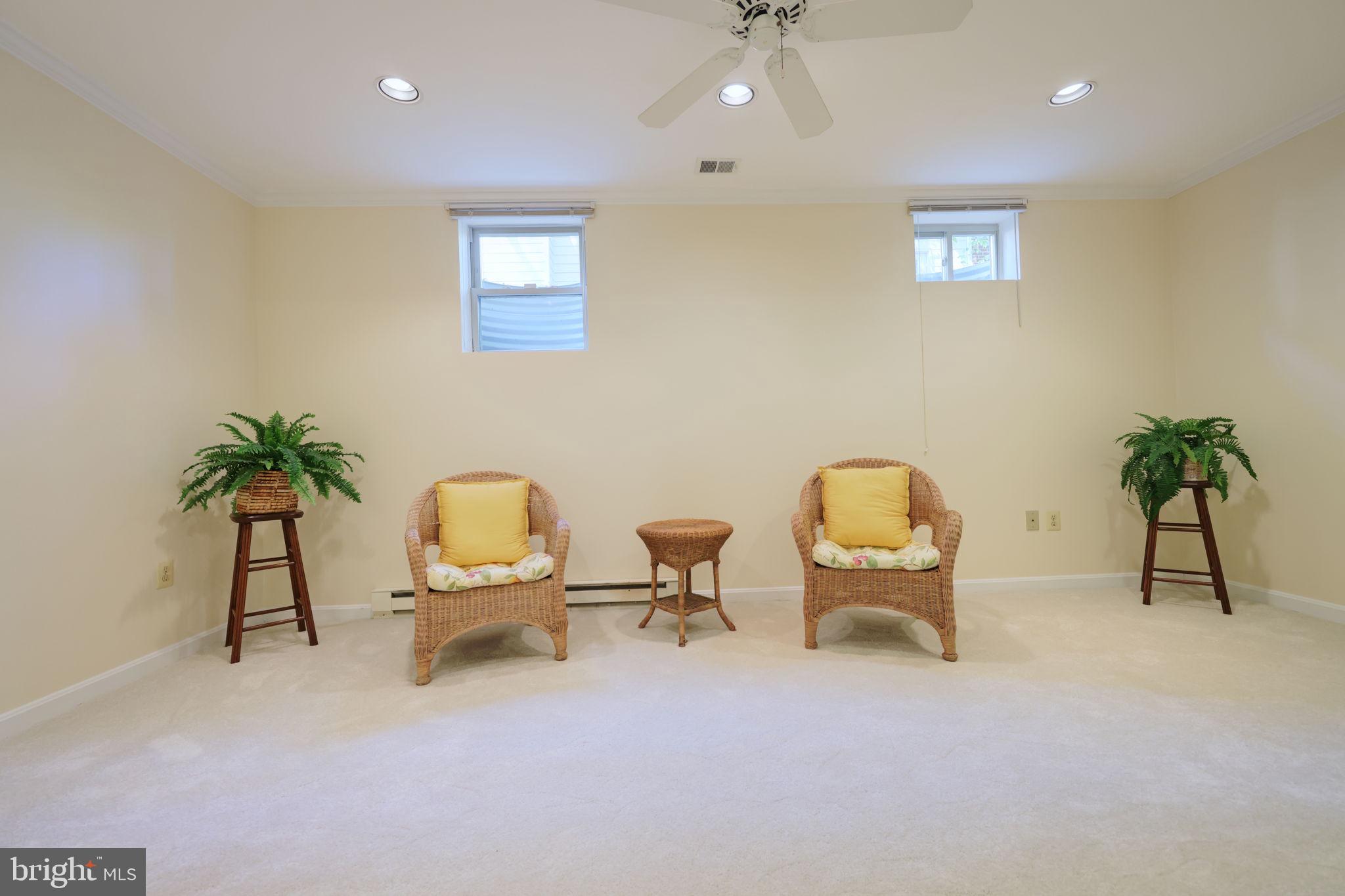 WEST MC LEAN - Residential