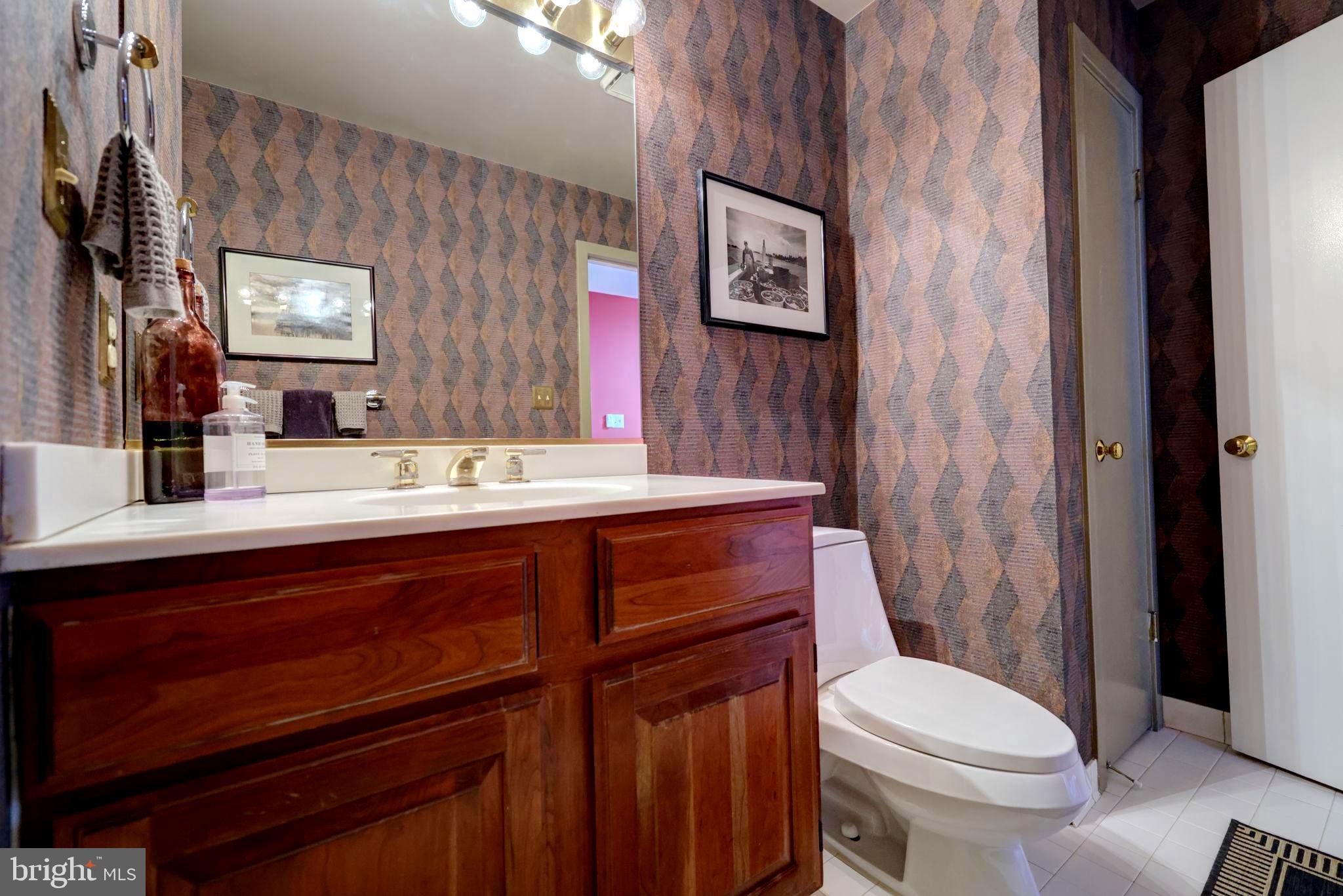 WEST MC LEAN - Residential