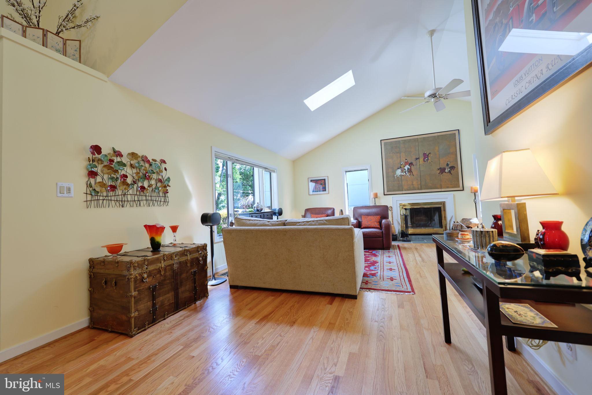 WEST MC LEAN - Residential