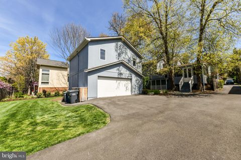 Tiny photo for 1410 Cedar Avenue, MCLEAN, VA 22101 (MLS # VAFX2265816)