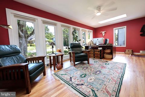 Tiny photo for 1410 Cedar Avenue, MCLEAN, VA 22101 (MLS # VAFX2265816)