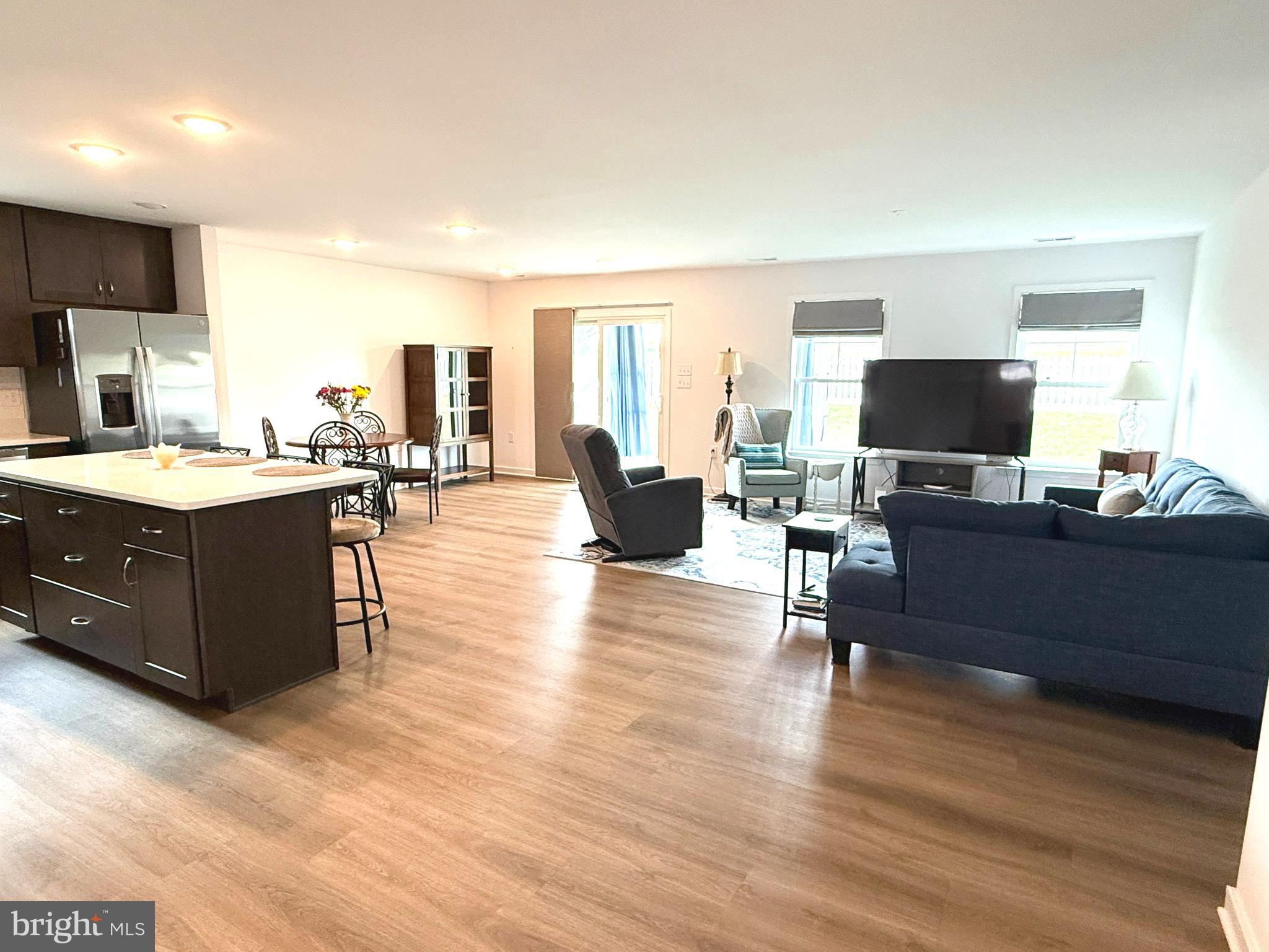 CARDINAL POINTE - Residential