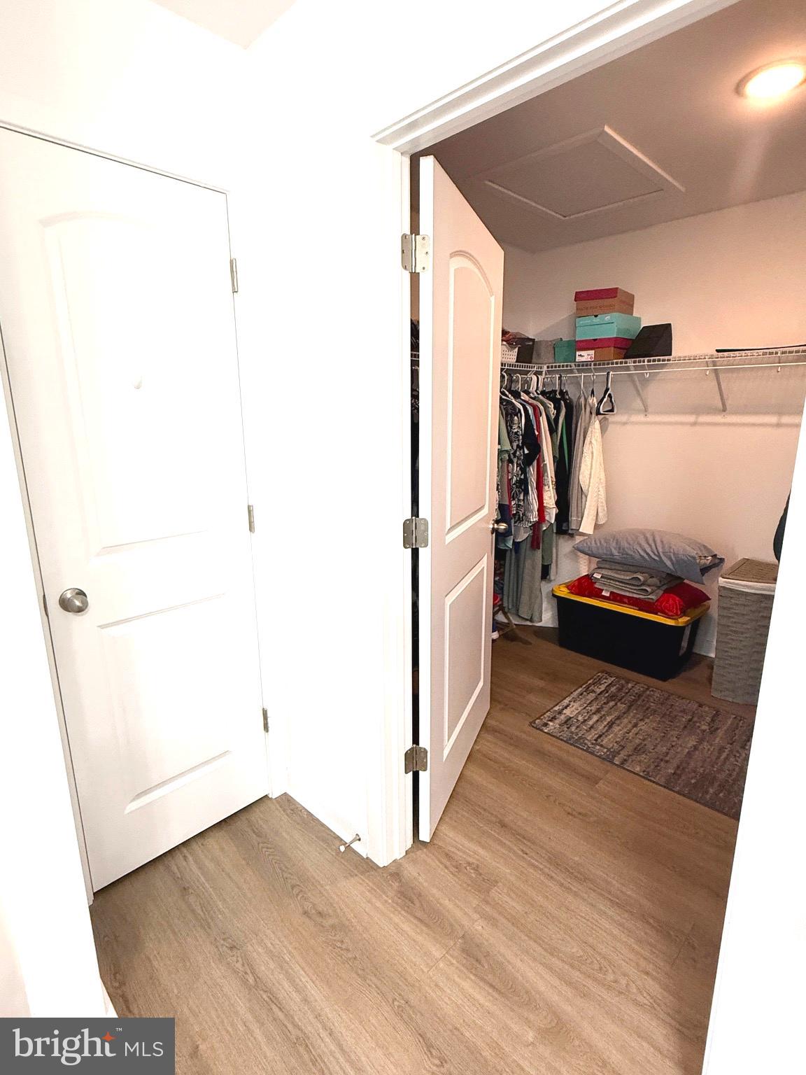 CARDINAL POINTE - Residential