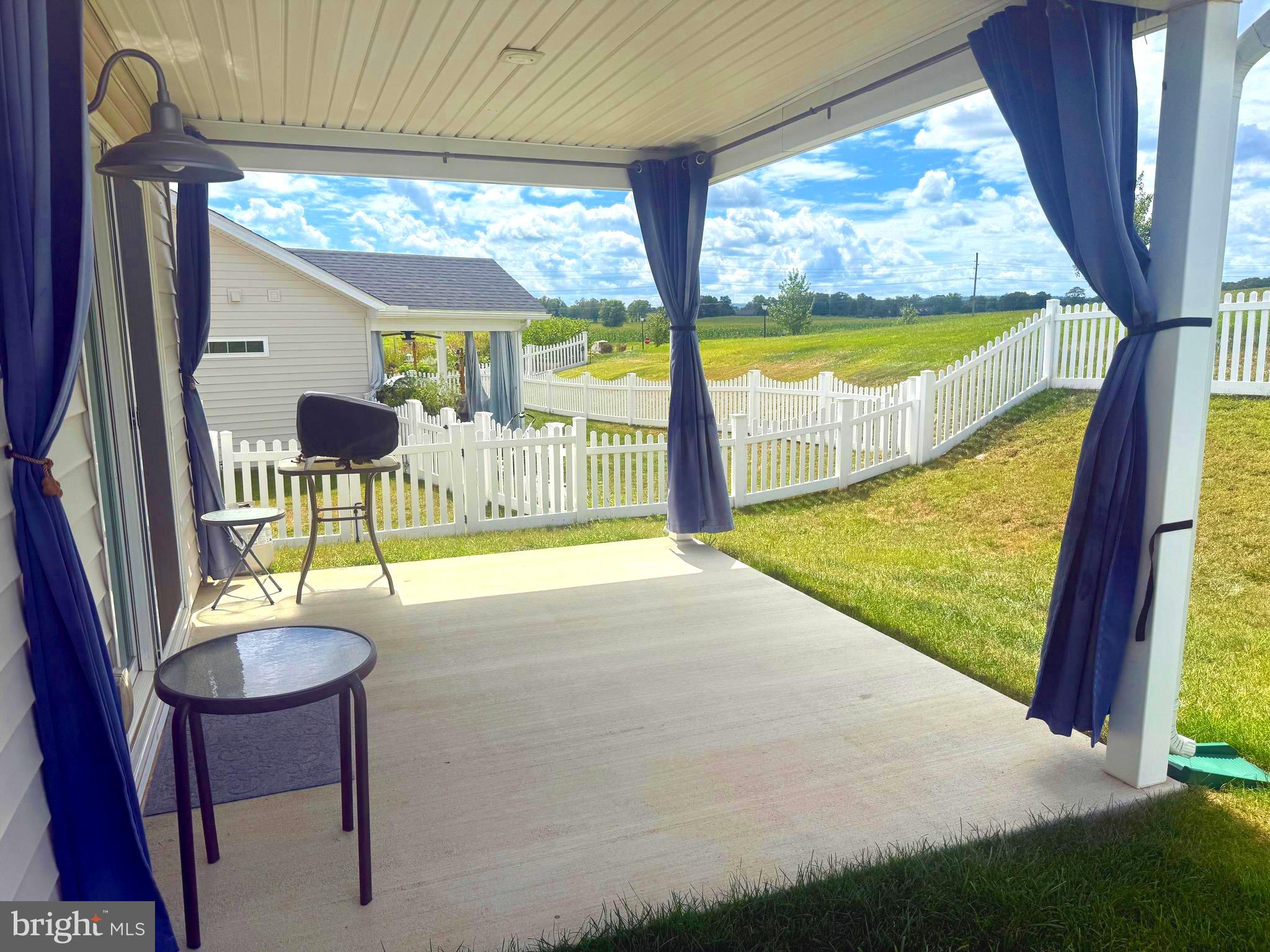 CARDINAL POINTE - Residential