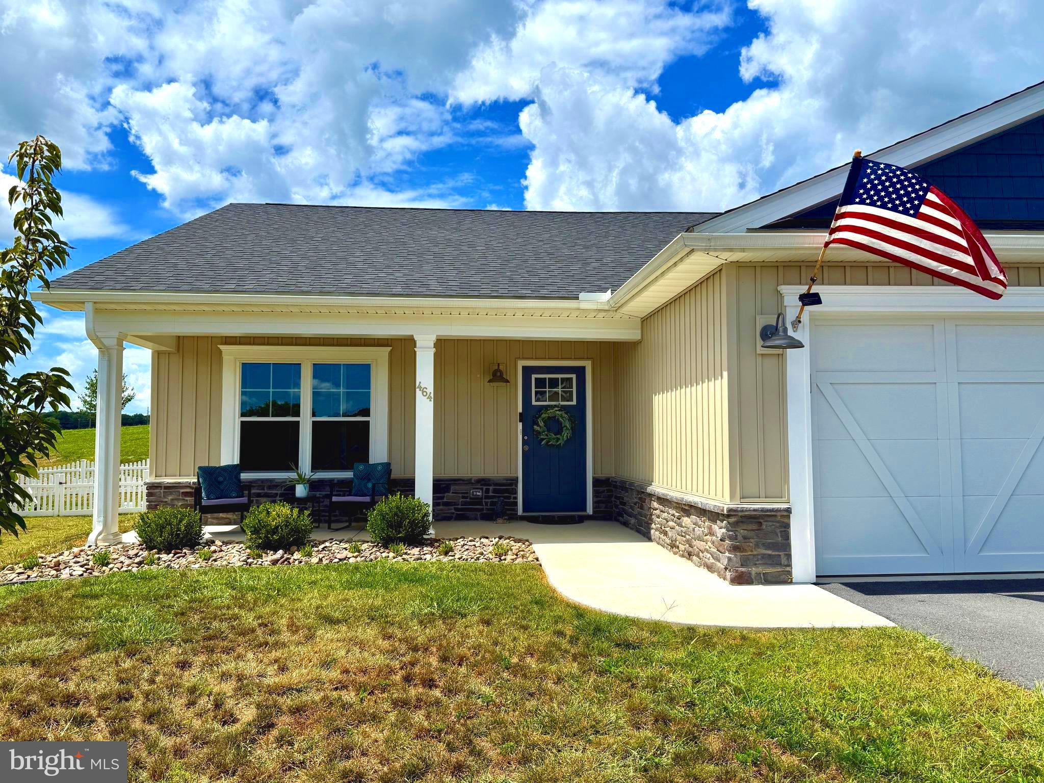 CARDINAL POINTE - Residential