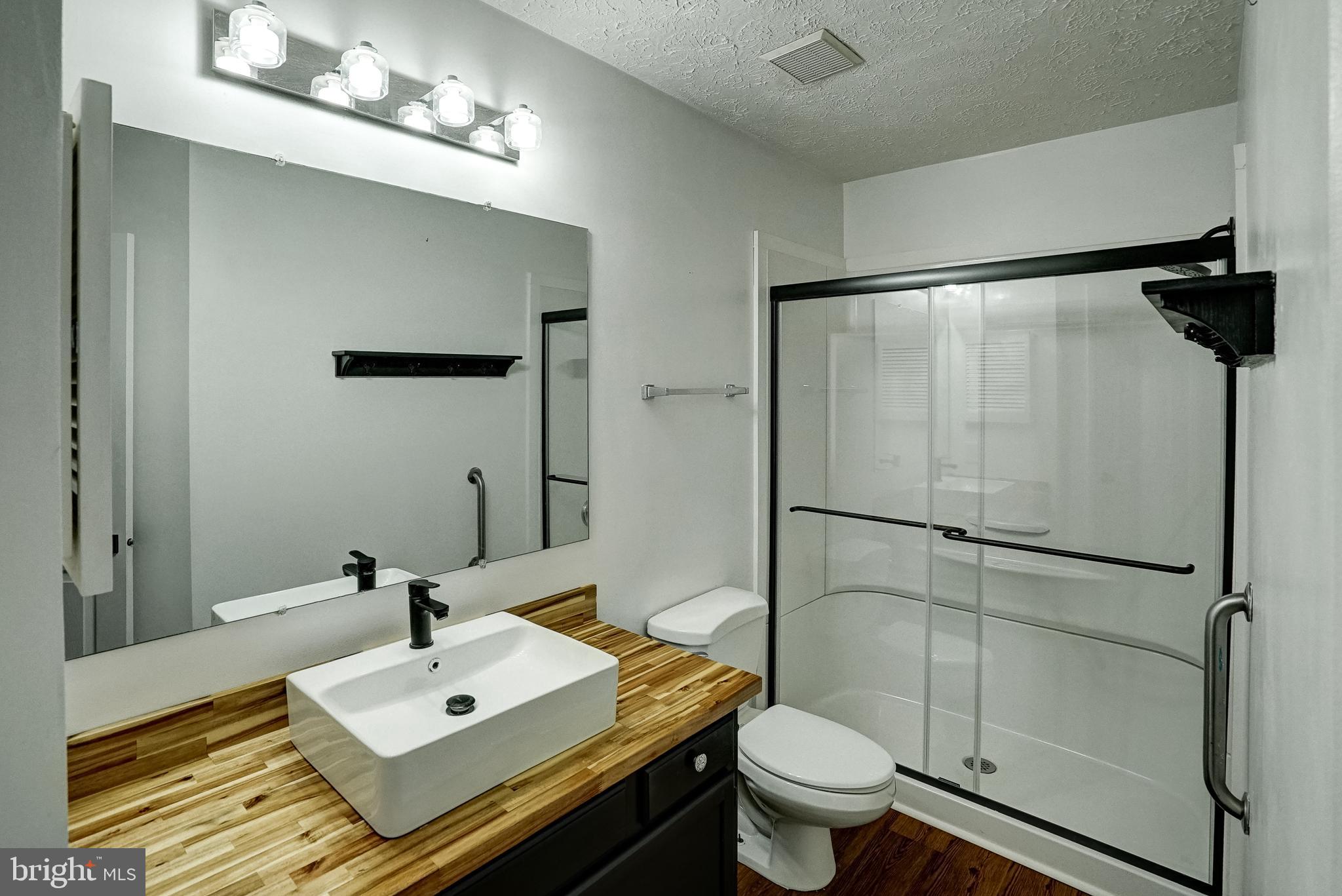 OAKLEIGH II - Residential