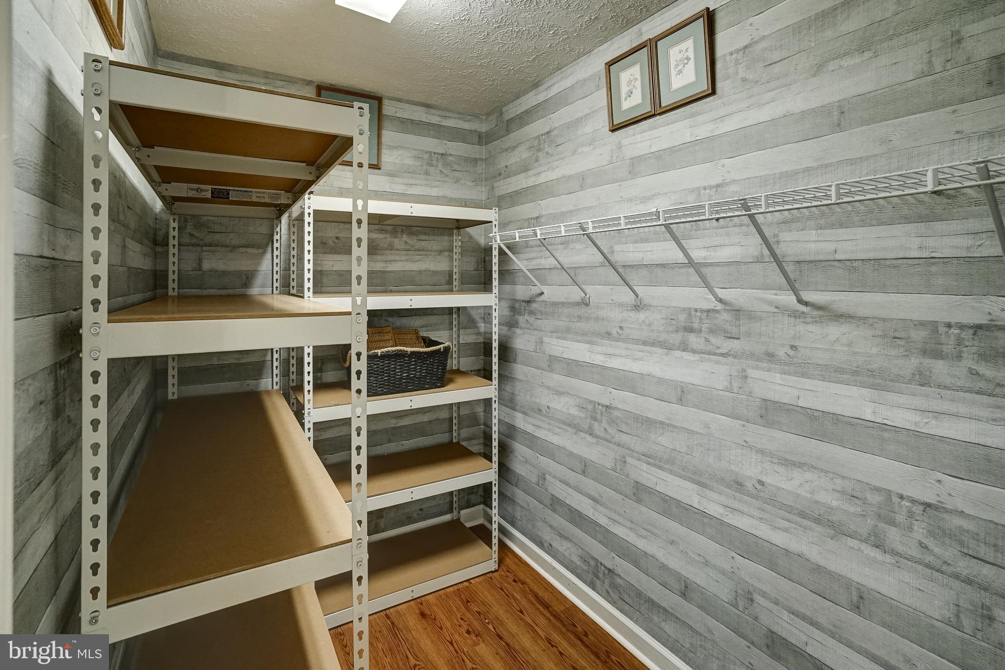 OAKLEIGH II - Residential