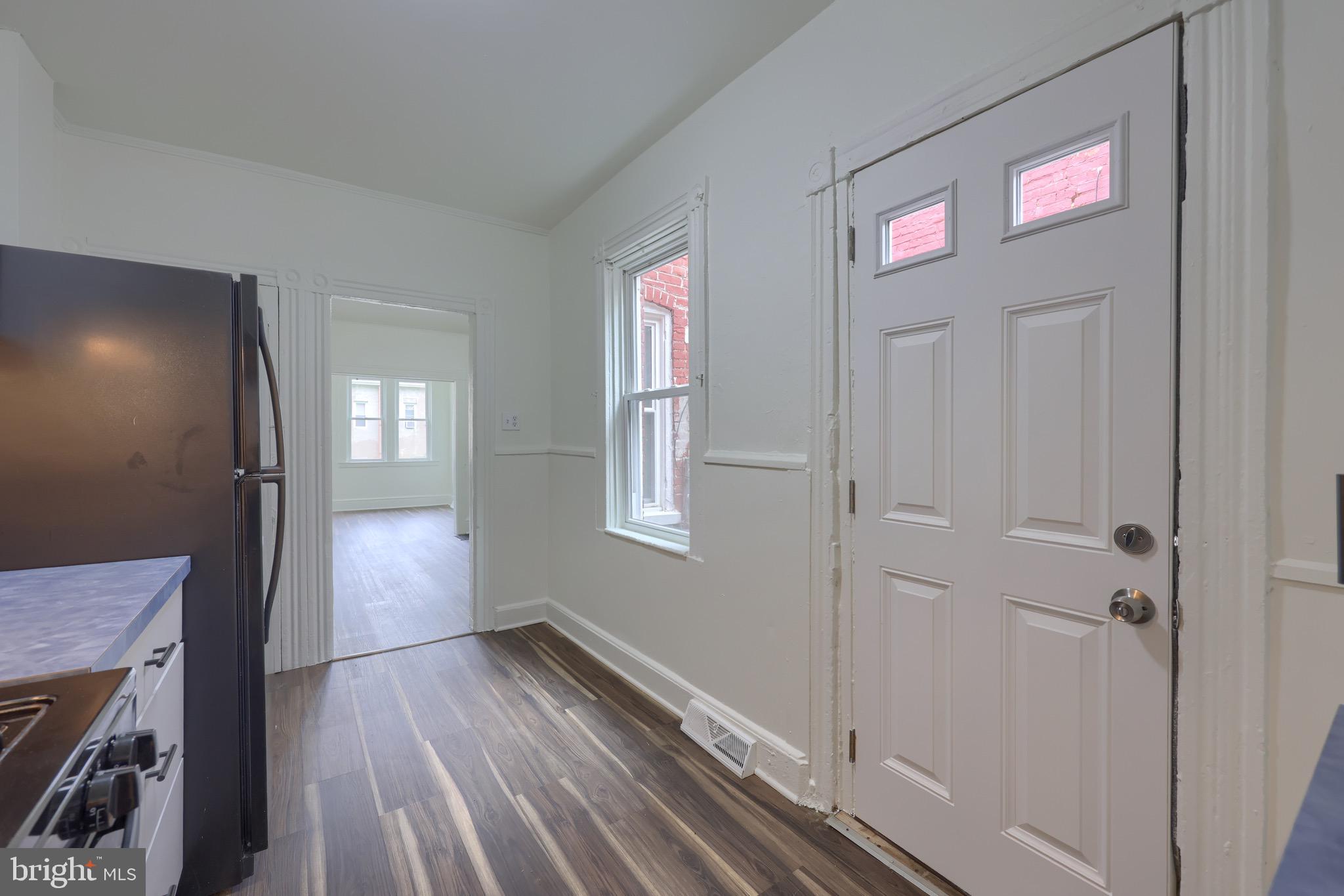 SOUTHEAST LANCASTER - Residential