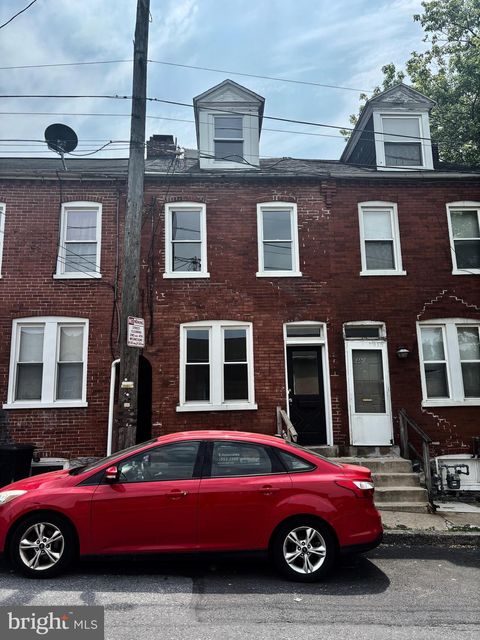 462 S CHRISTIAN STREET LANCASTER PA 17602