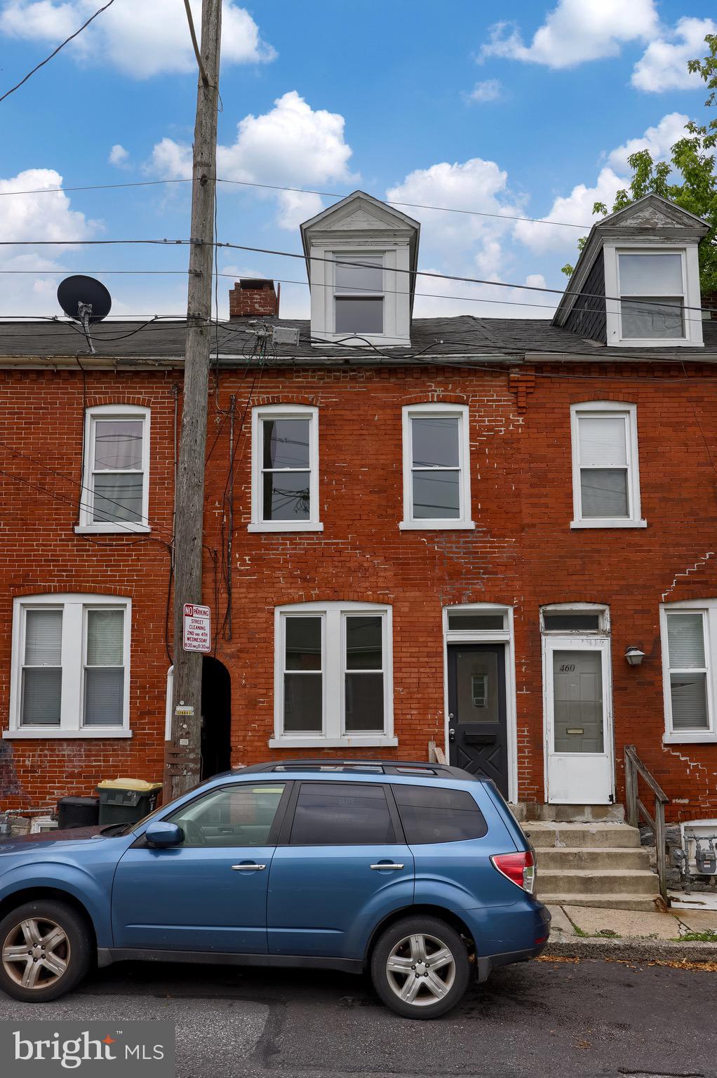 SOUTHEAST LANCASTER - Residential