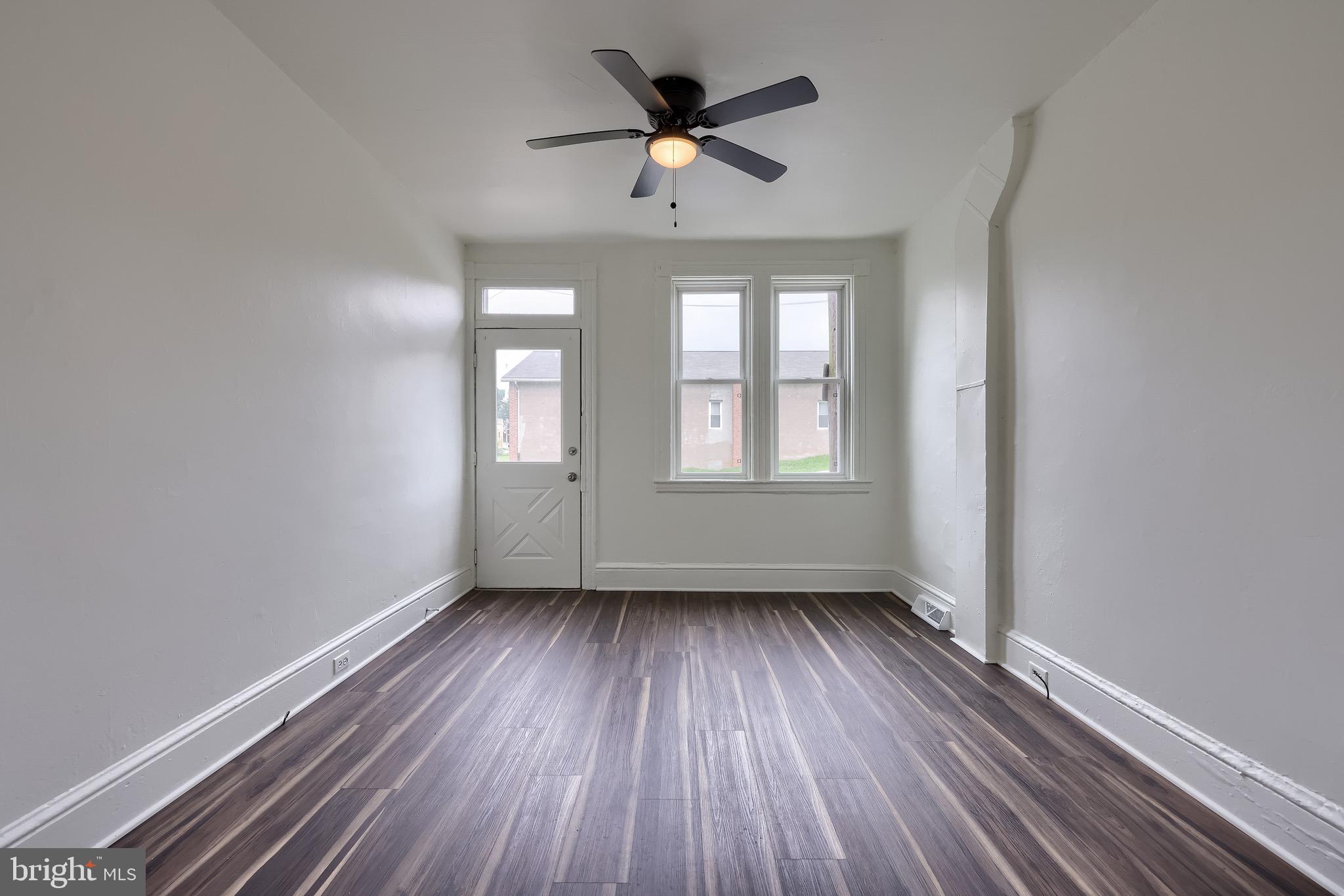 SOUTHEAST LANCASTER - Residential