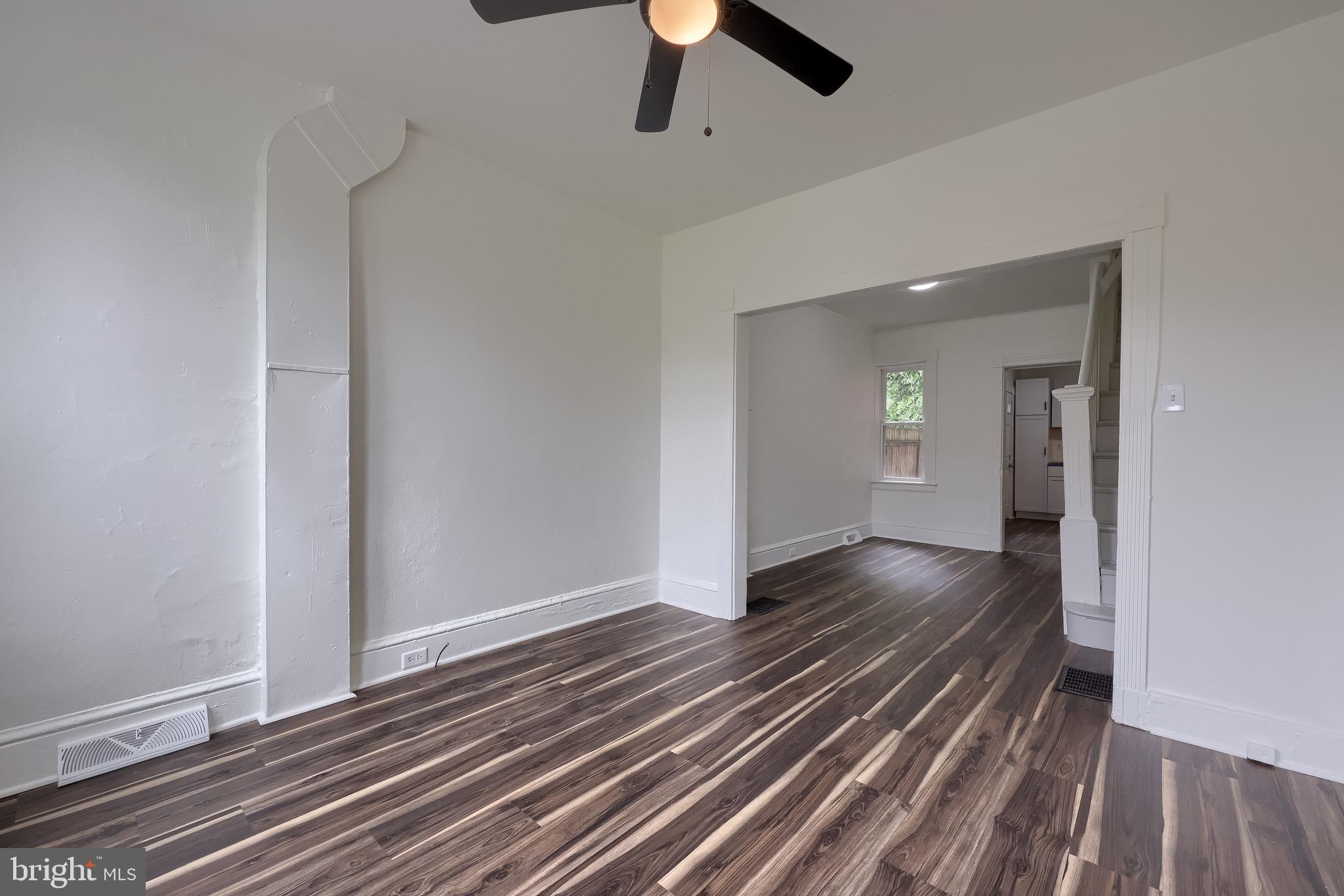 SOUTHEAST LANCASTER - Residential