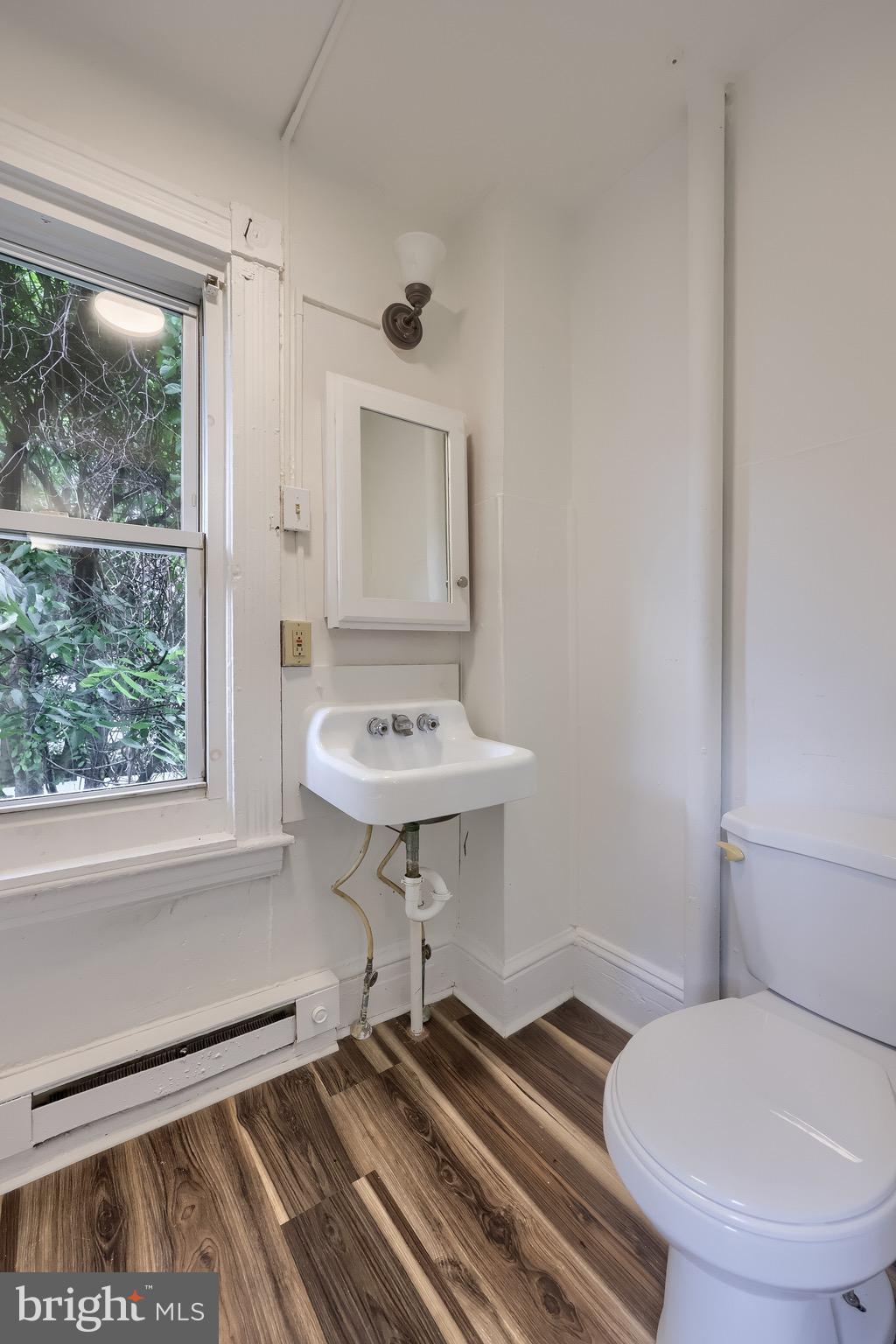 SOUTHEAST LANCASTER - Residential