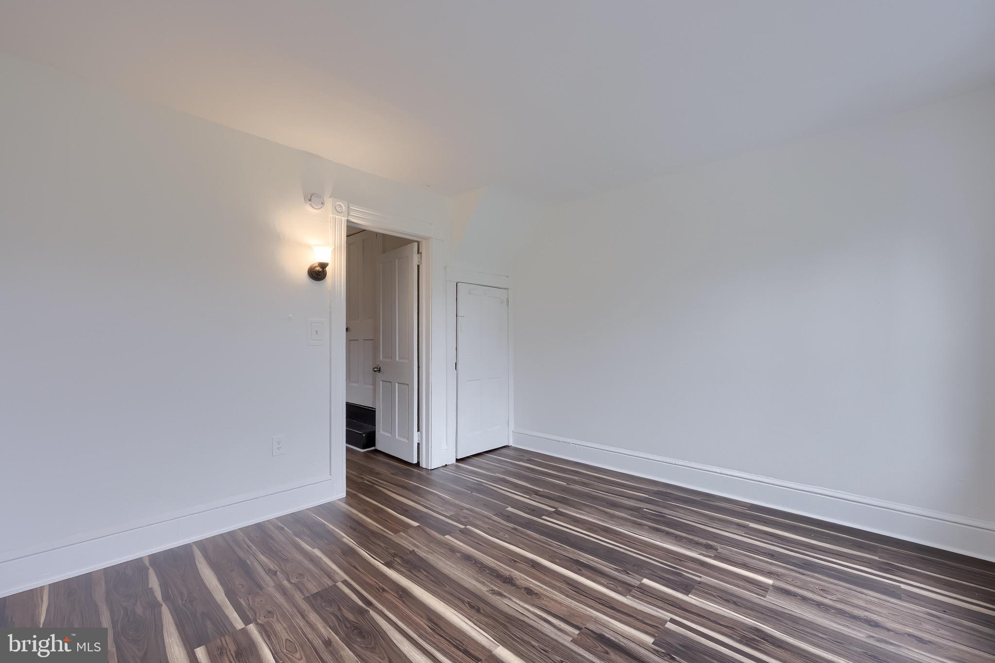 SOUTHEAST LANCASTER - Residential