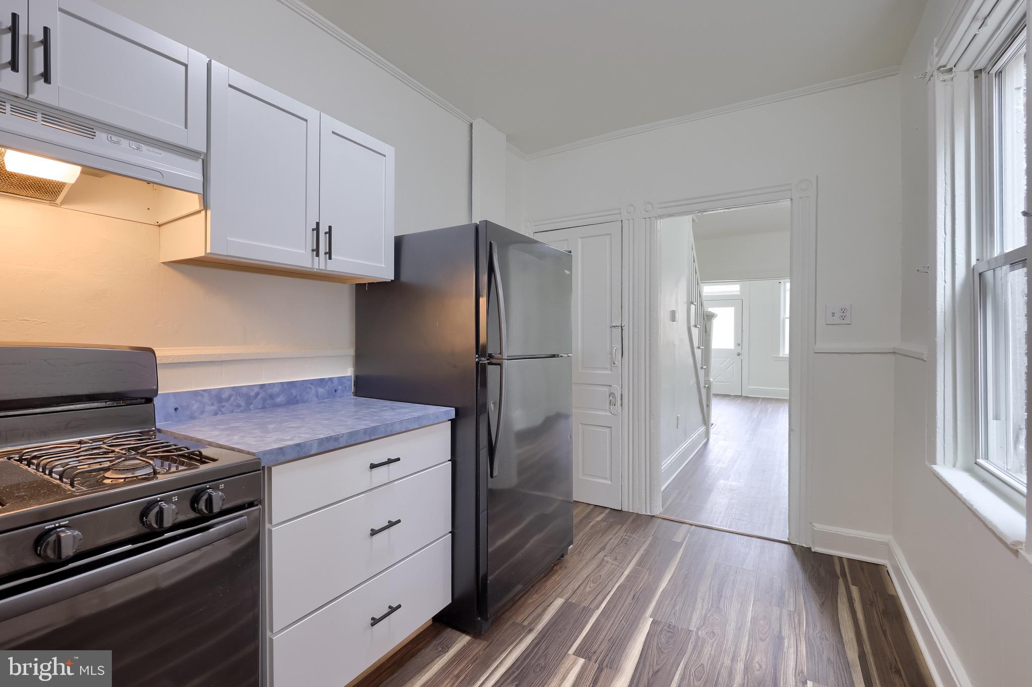 SOUTHEAST LANCASTER - Residential