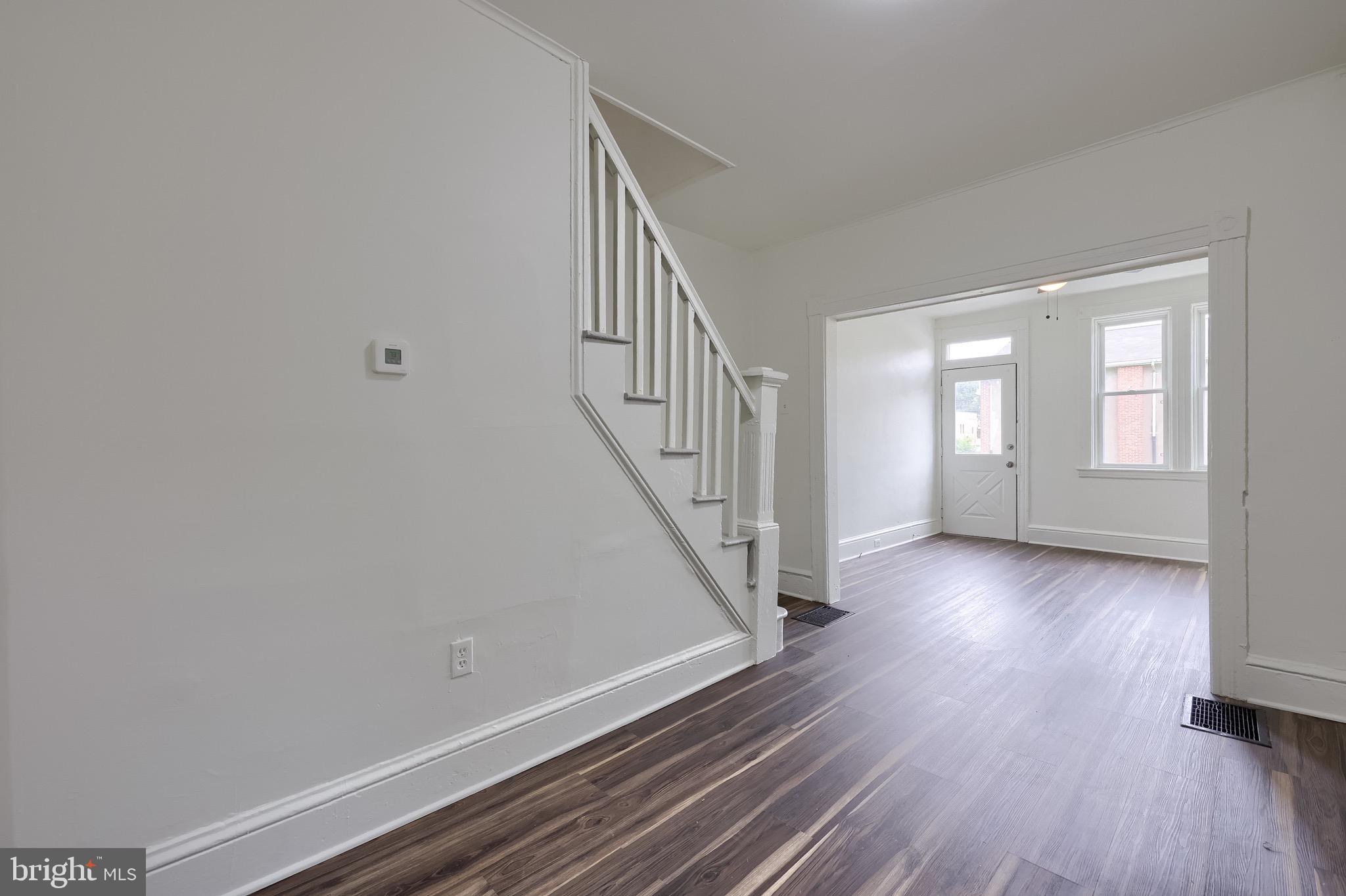 SOUTHEAST LANCASTER - Residential