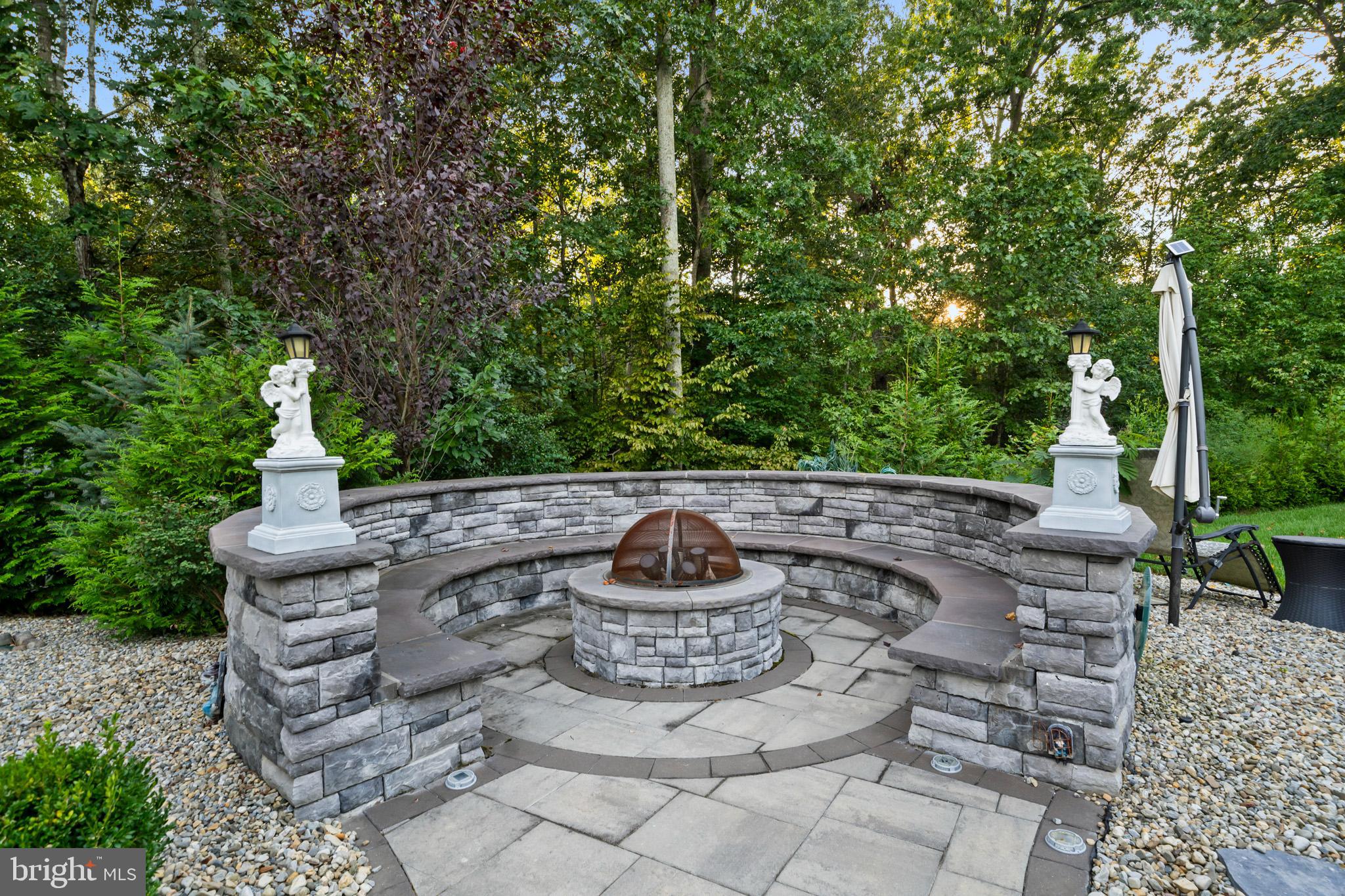 BUCKS RUN - Residential